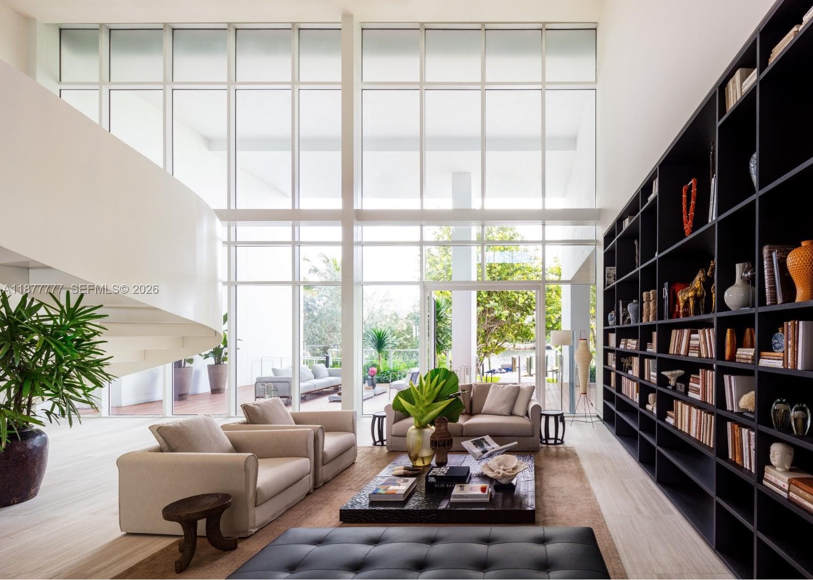 4701 N Meridian Ave # 512, Miami Beach FL 33140 — 32