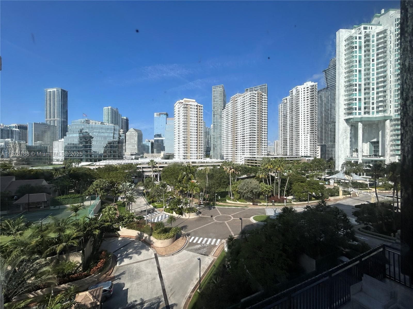 540 Brickell Key Dr # 811, Miami FL 33131 — 16