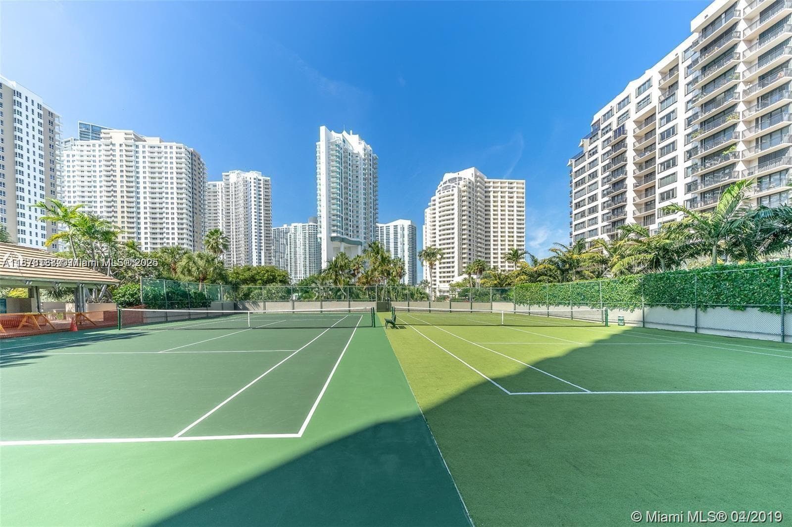 540 Brickell Key Dr # 811, Miami FL 33131 — 5