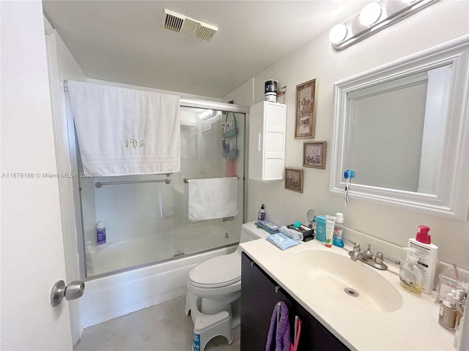 540 Brickell Key Dr # 811, Miami FL 33131 — 20