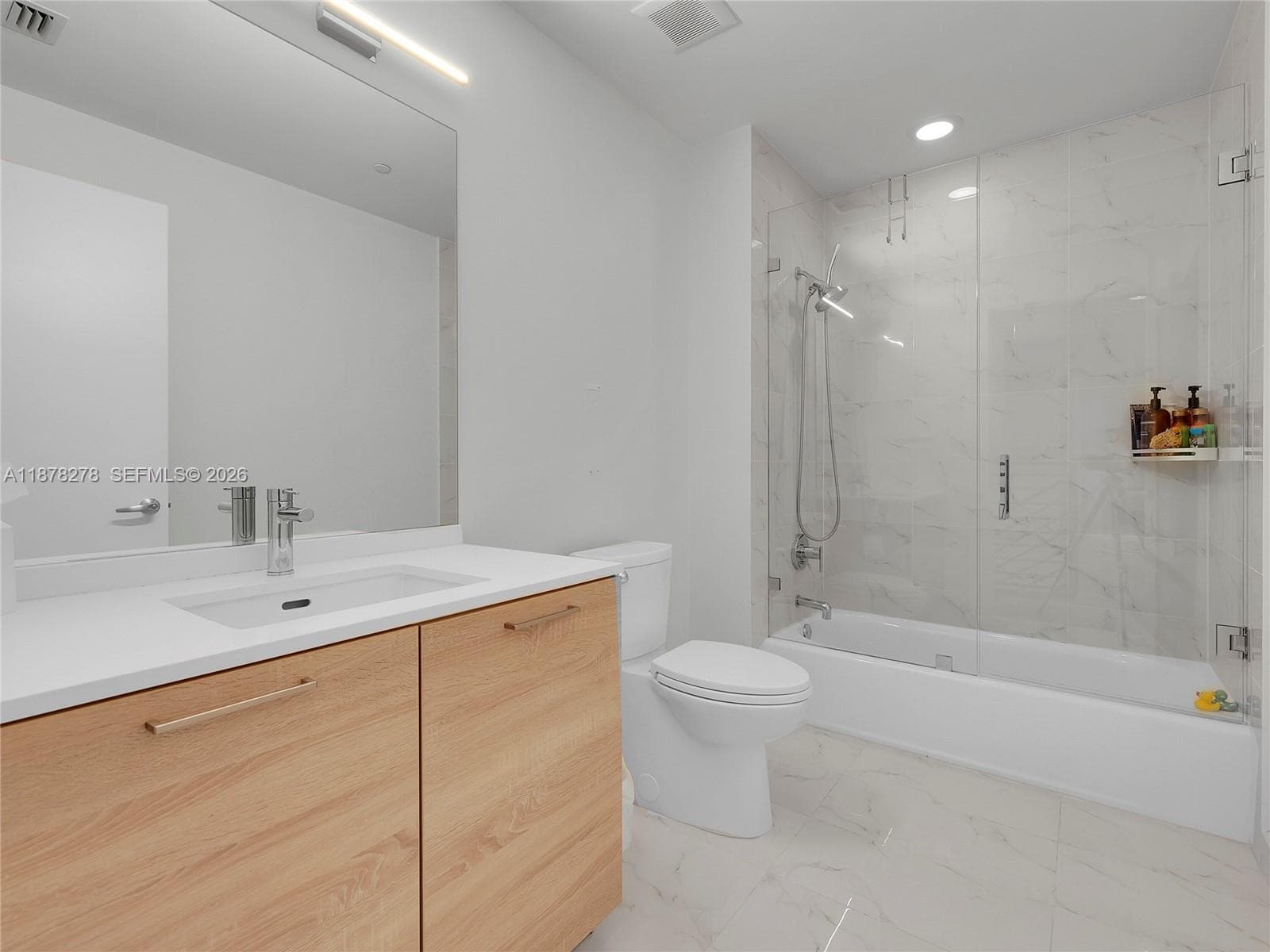 16385 Biscayne Blvd # 105, North Miami Beach FL 33160 — 17