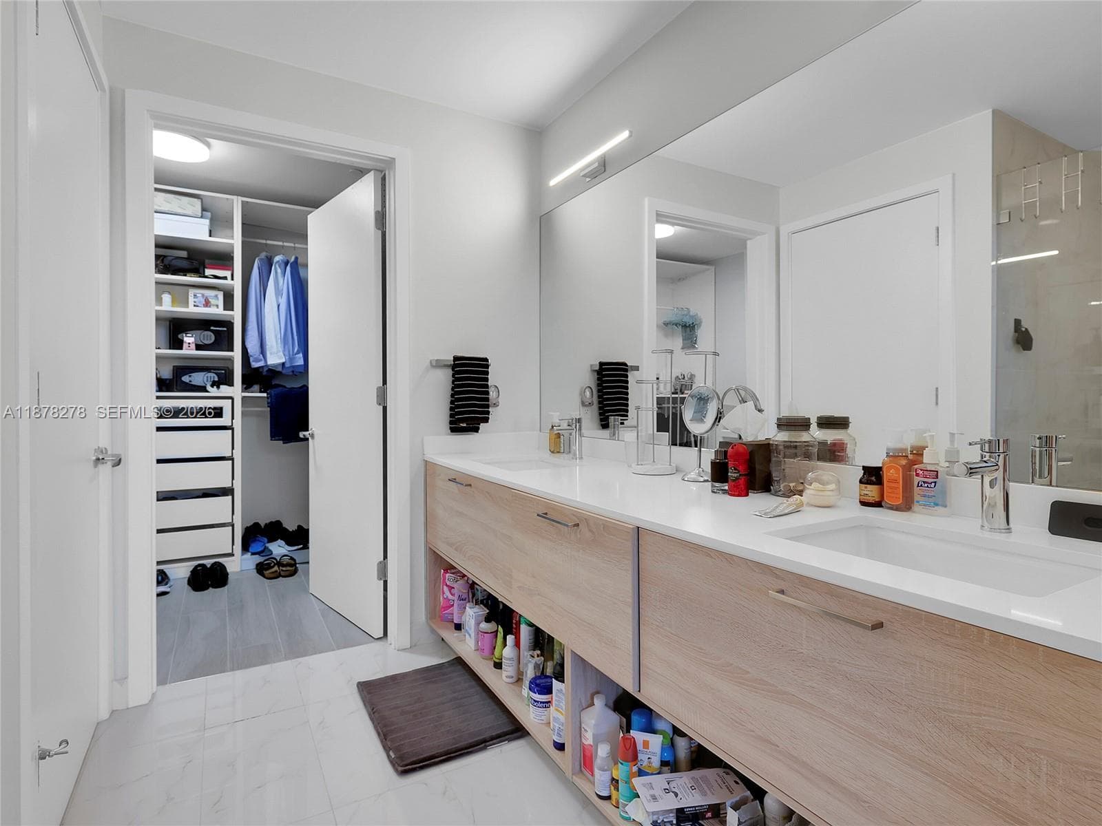 16385 Biscayne Blvd # 105, North Miami Beach FL 33160 — 22