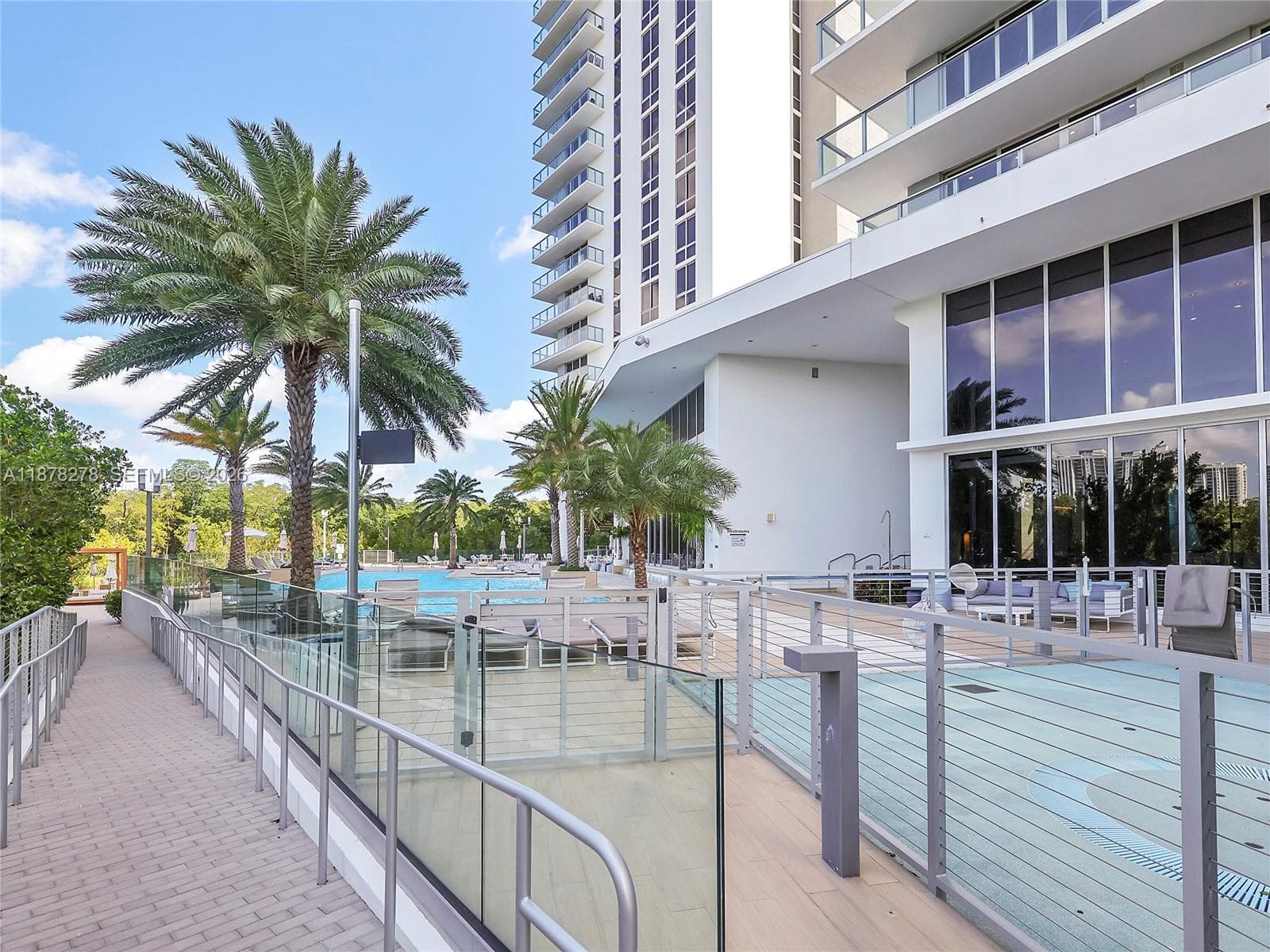 16385 Biscayne Blvd # 105, North Miami Beach FL 33160 — 24