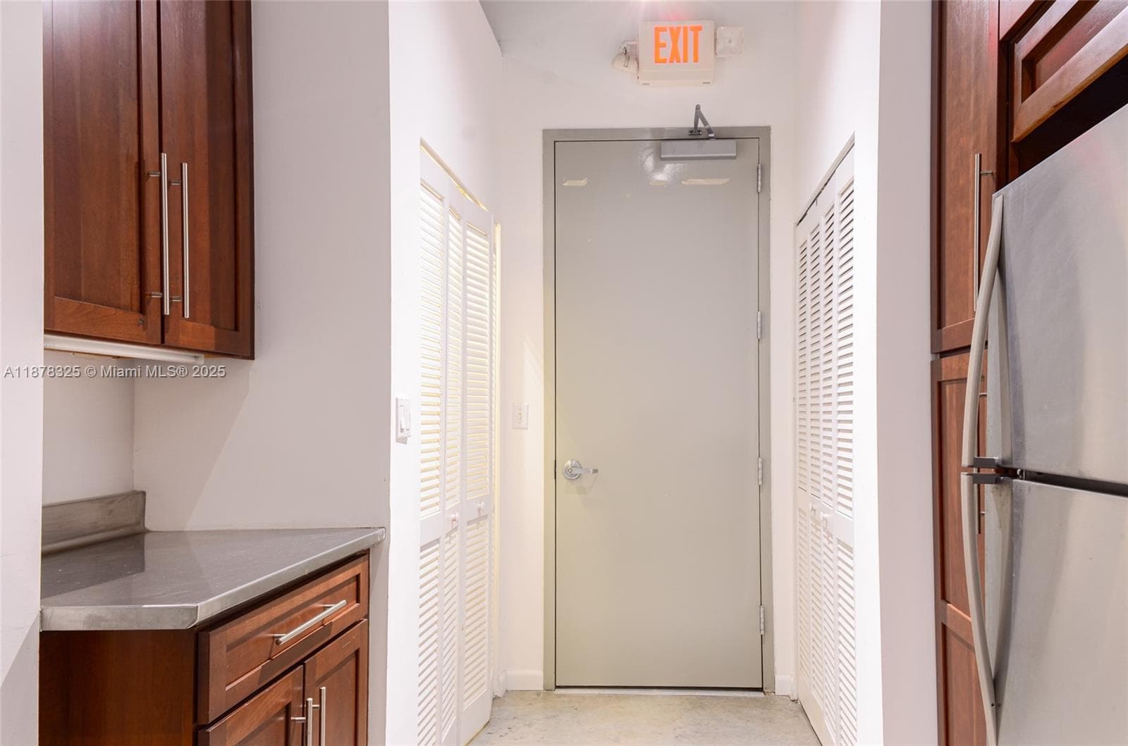 250 NW 23rd st # 308, Miami FL 33127 — 4