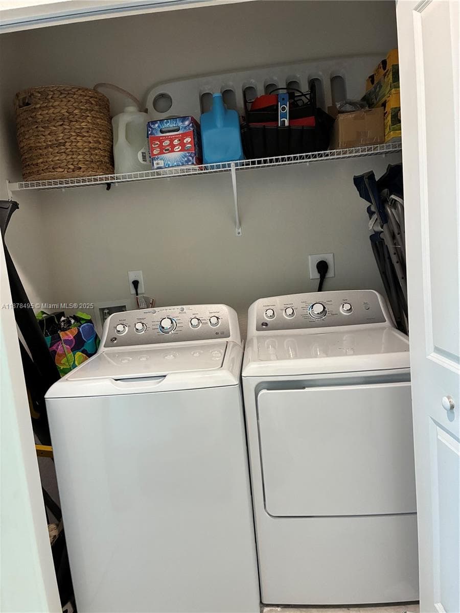 1069 NW 4th Ter, Florida City FL 33034 — 8