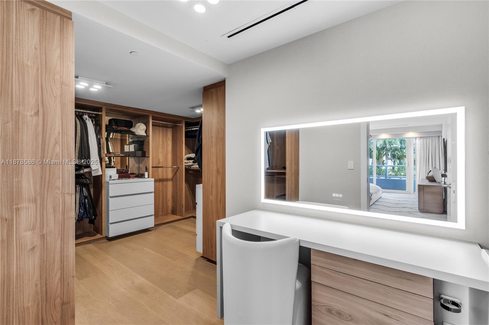 4701 N Meridian Ave # 222, Miami Beach FL 33140 — 22