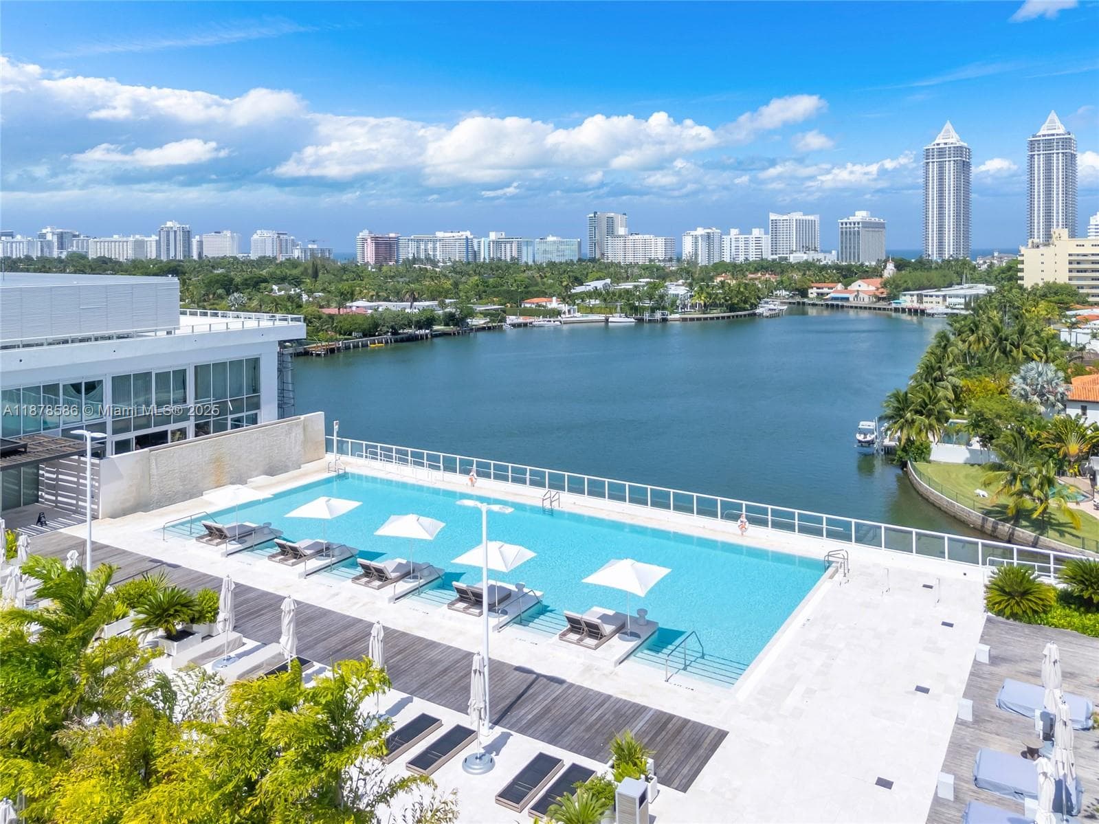 4701 N Meridian Ave # 222, Miami Beach FL 33140 — 36