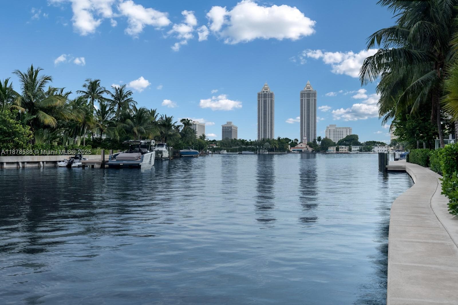 4701 N Meridian Ave # 222, Miami Beach FL 33140 — 32
