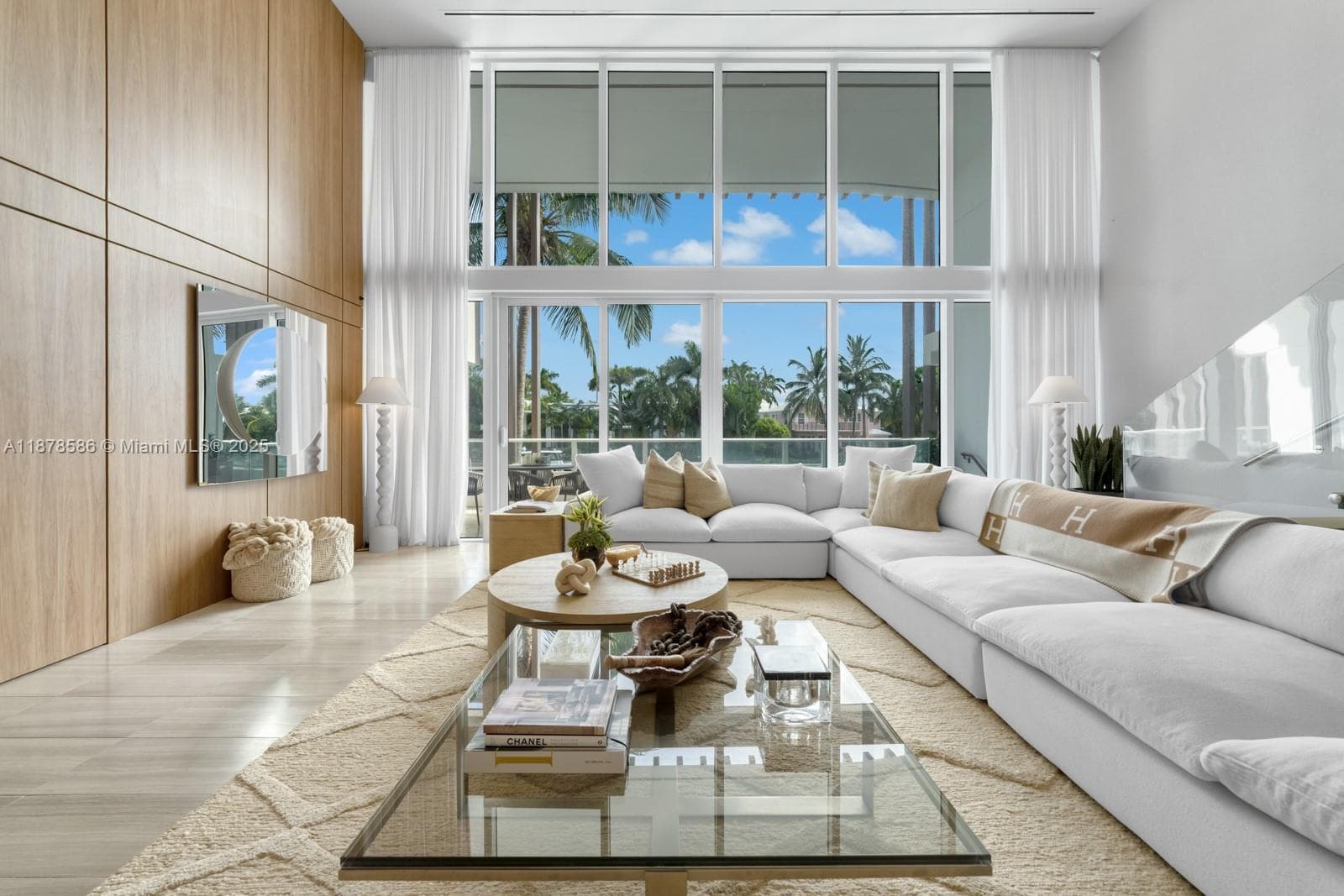 4701 N Meridian Ave # 222, Miami Beach FL 33140 — 1