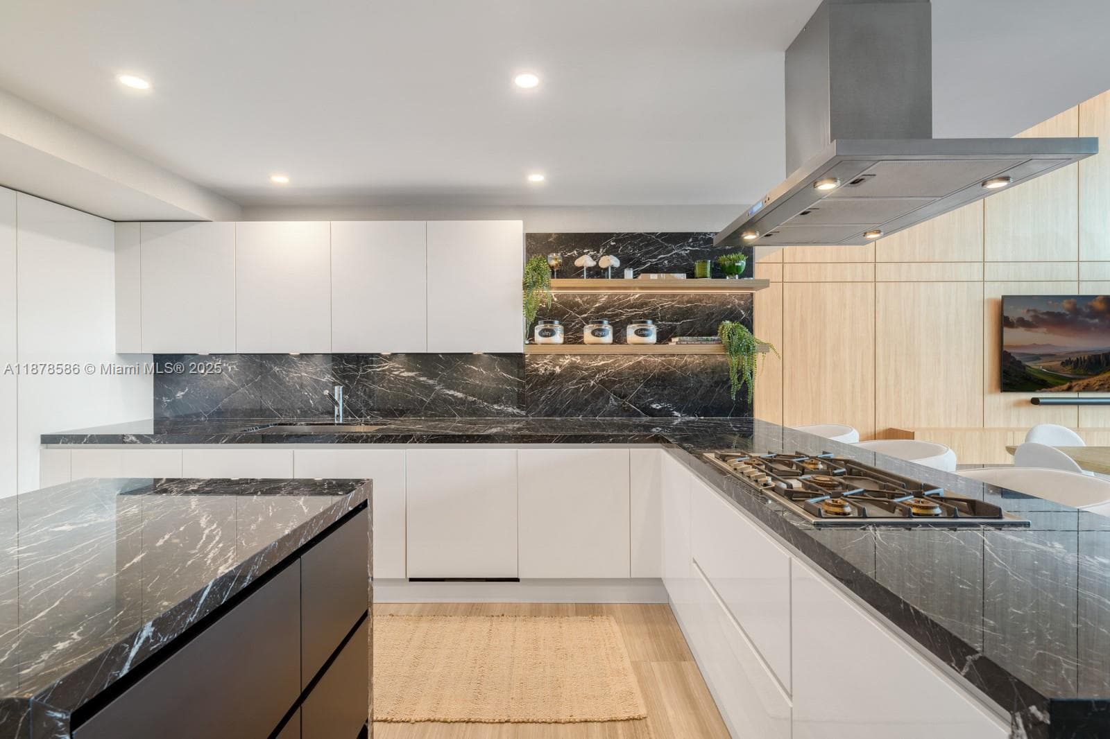4701 N Meridian Ave # 222, Miami Beach FL 33140 — 10