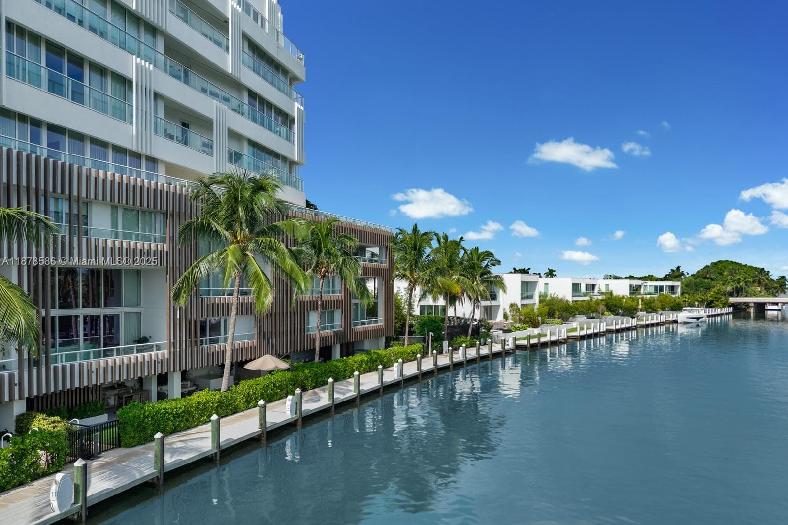 4701 N Meridian Ave # 222, Miami Beach FL 33140 — 33