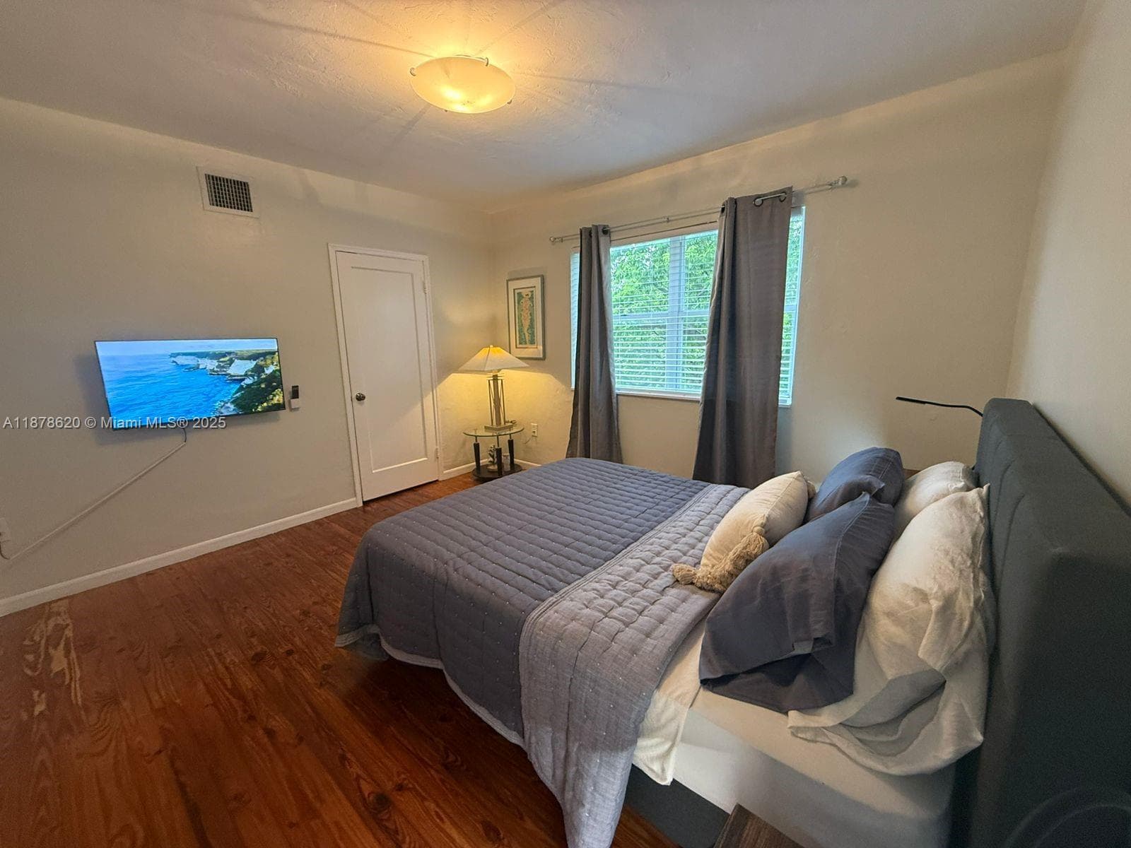 1289 Marseille Dr # 46, Miami Beach FL 33141 — 56