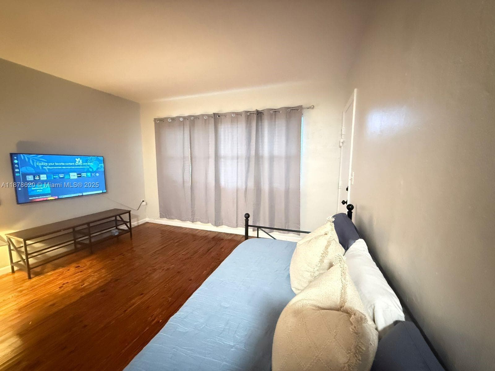 1289 Marseille Dr # 46, Miami Beach FL 33141 — 17