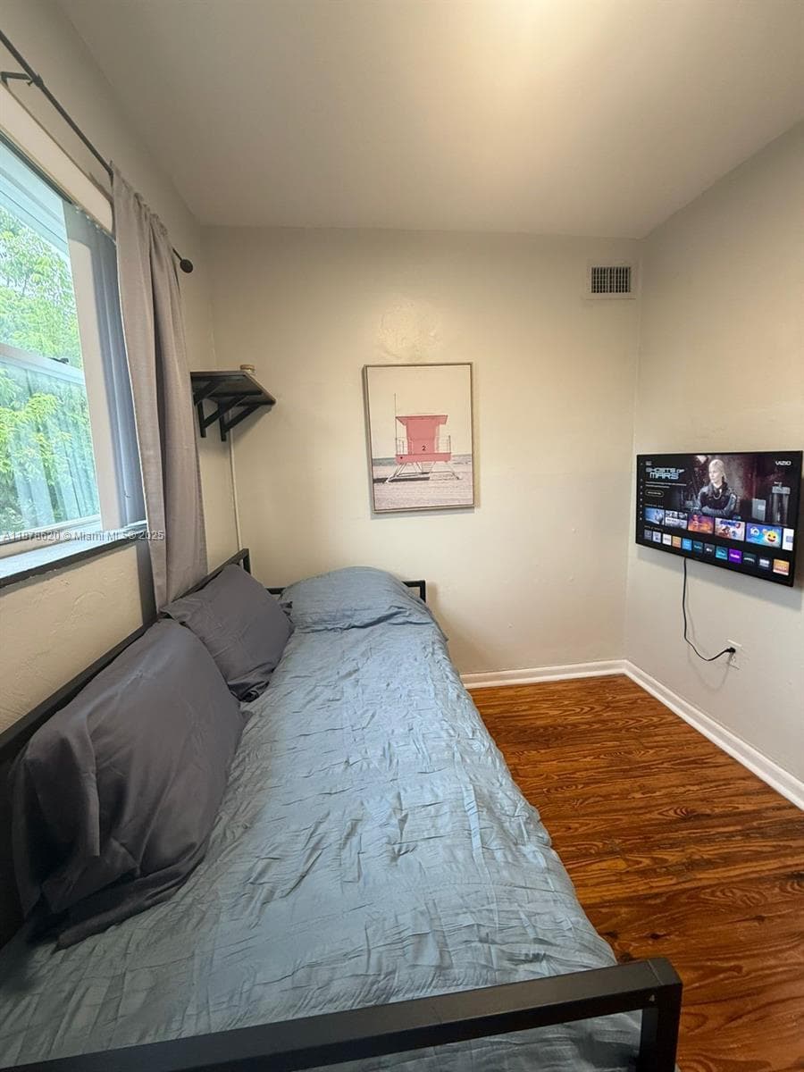 1289 Marseille Dr # 46, Miami Beach FL 33141 — 43