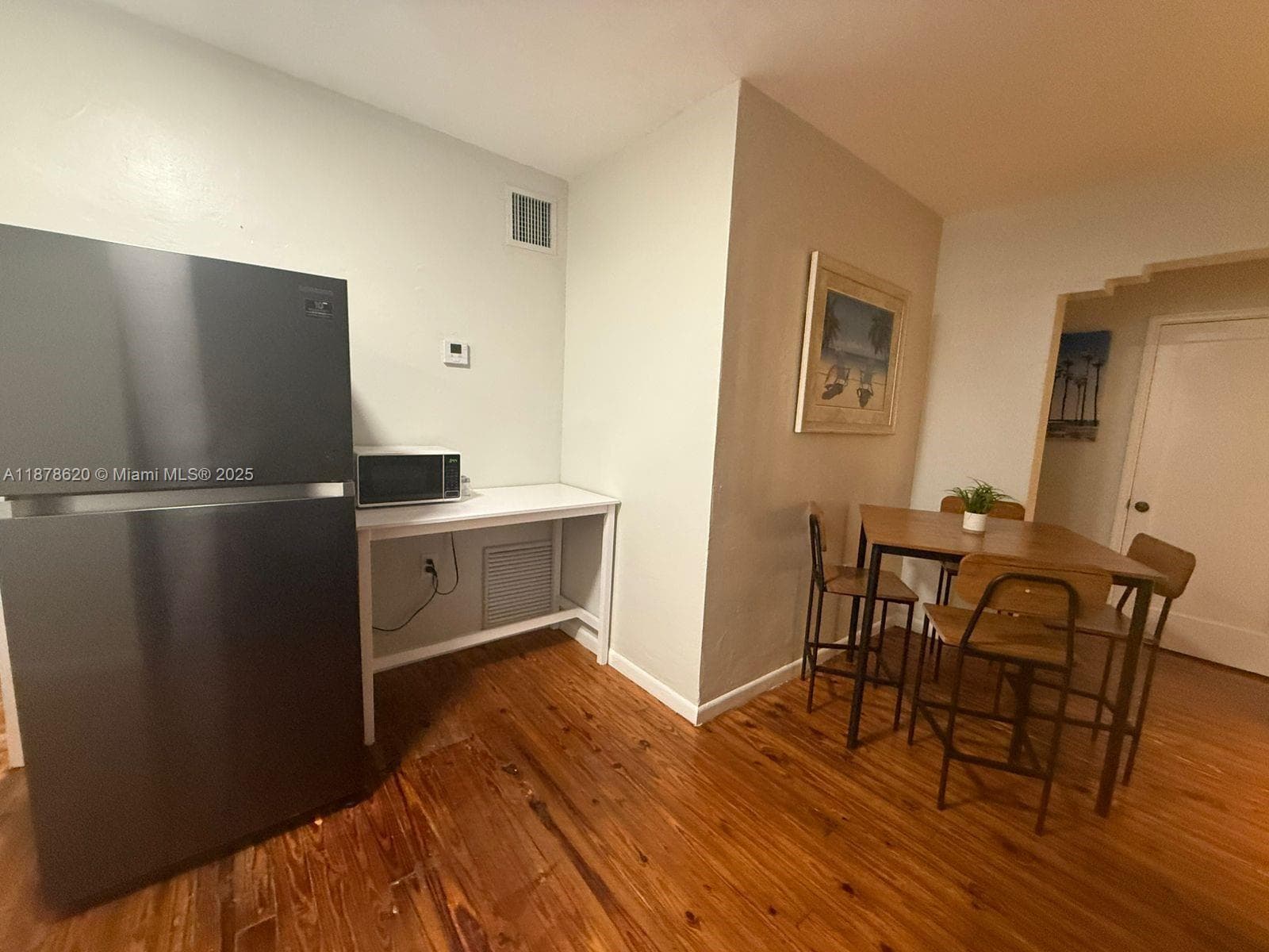 1289 Marseille Dr # 46, Miami Beach FL 33141 — 18