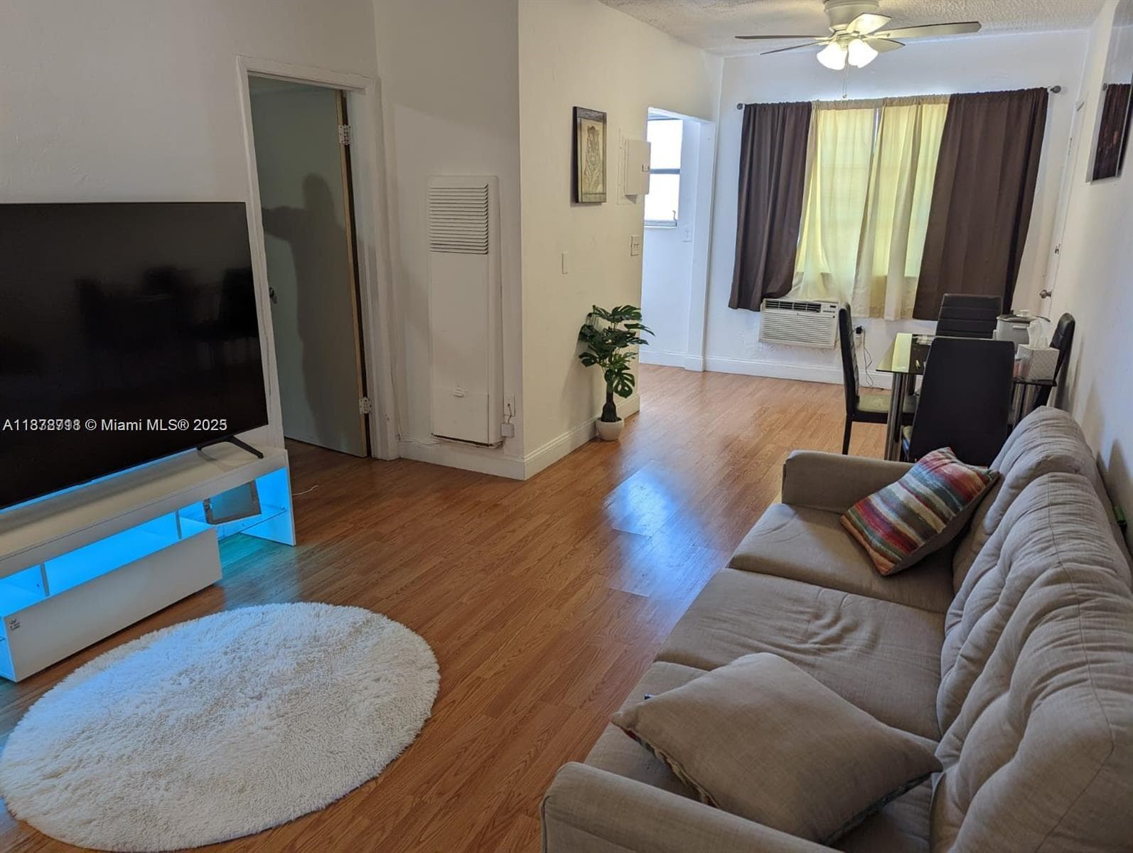 7821 Byron Ave, Miami Beach FL 33141 — 12