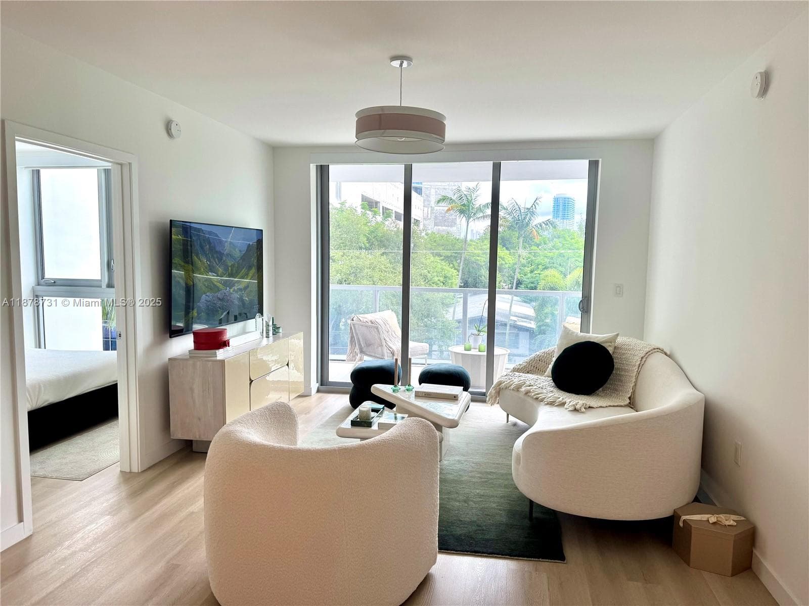 13800 Highland Dr # 307, North Miami Beach FL 33181 — 1