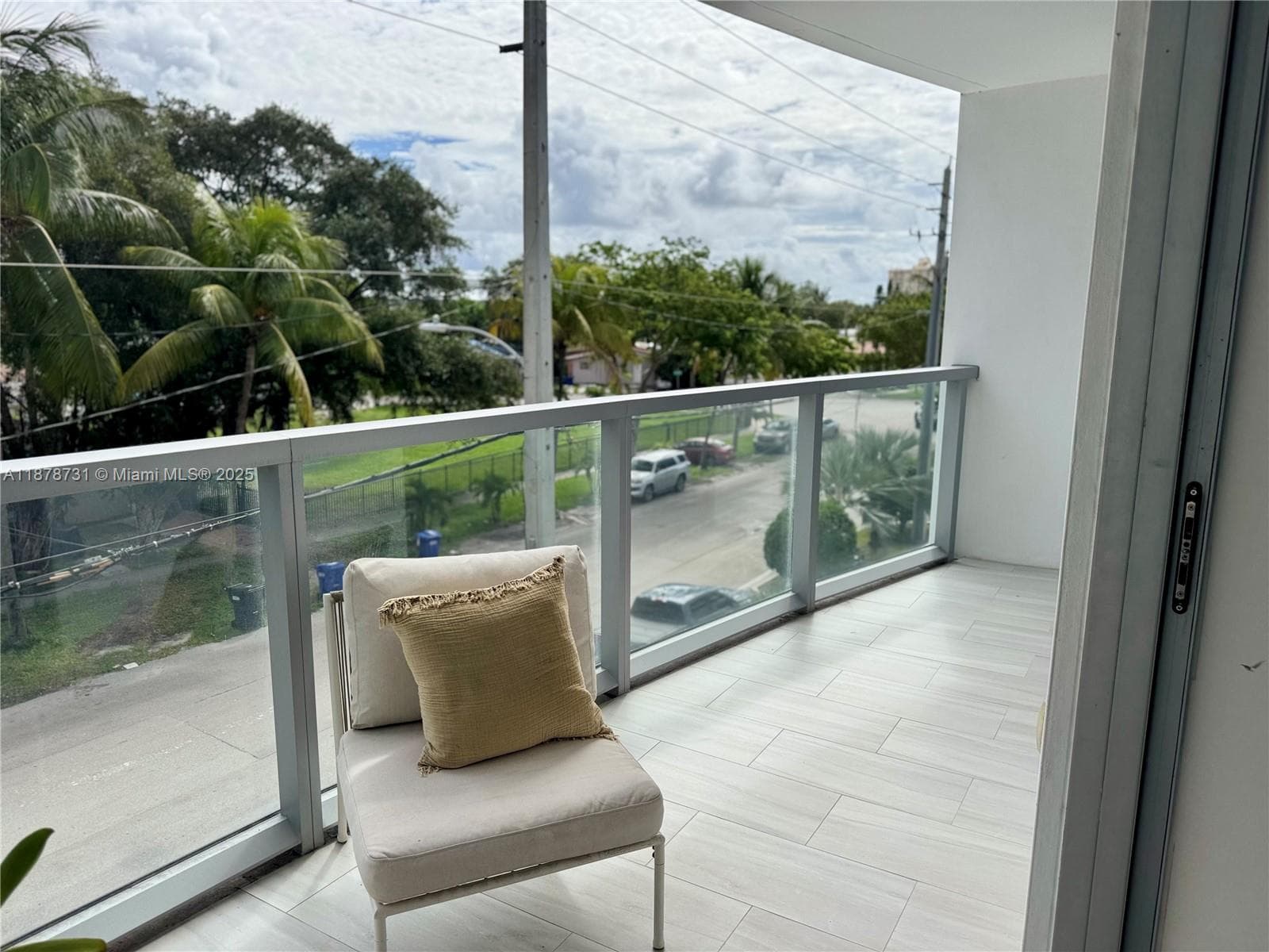 13800 Highland Dr # 307, North Miami Beach FL 33181 — 18