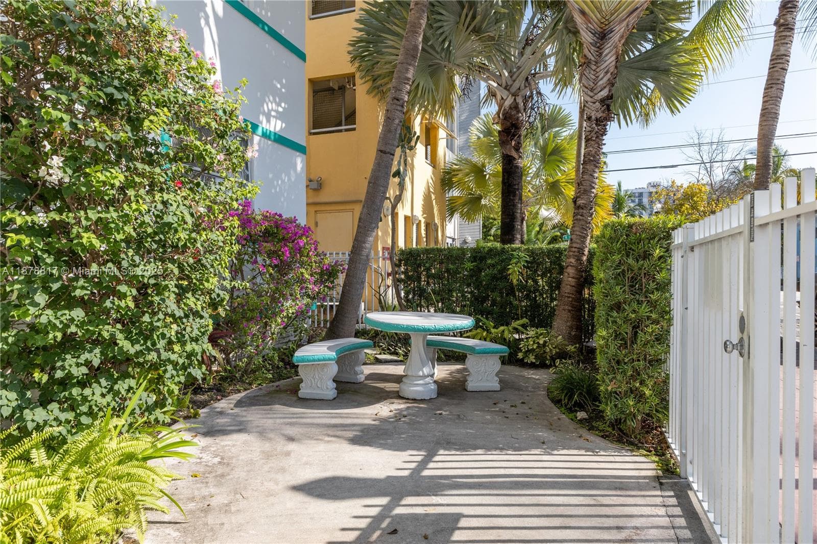 350 Collins Ave # 103, Miami Beach FL 33139 — 20