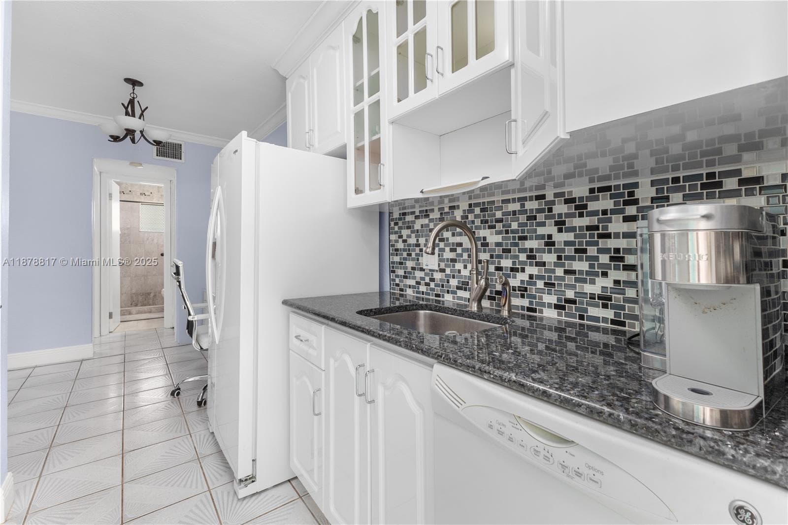 350 Collins Ave # 103, Miami Beach FL 33139 — 15