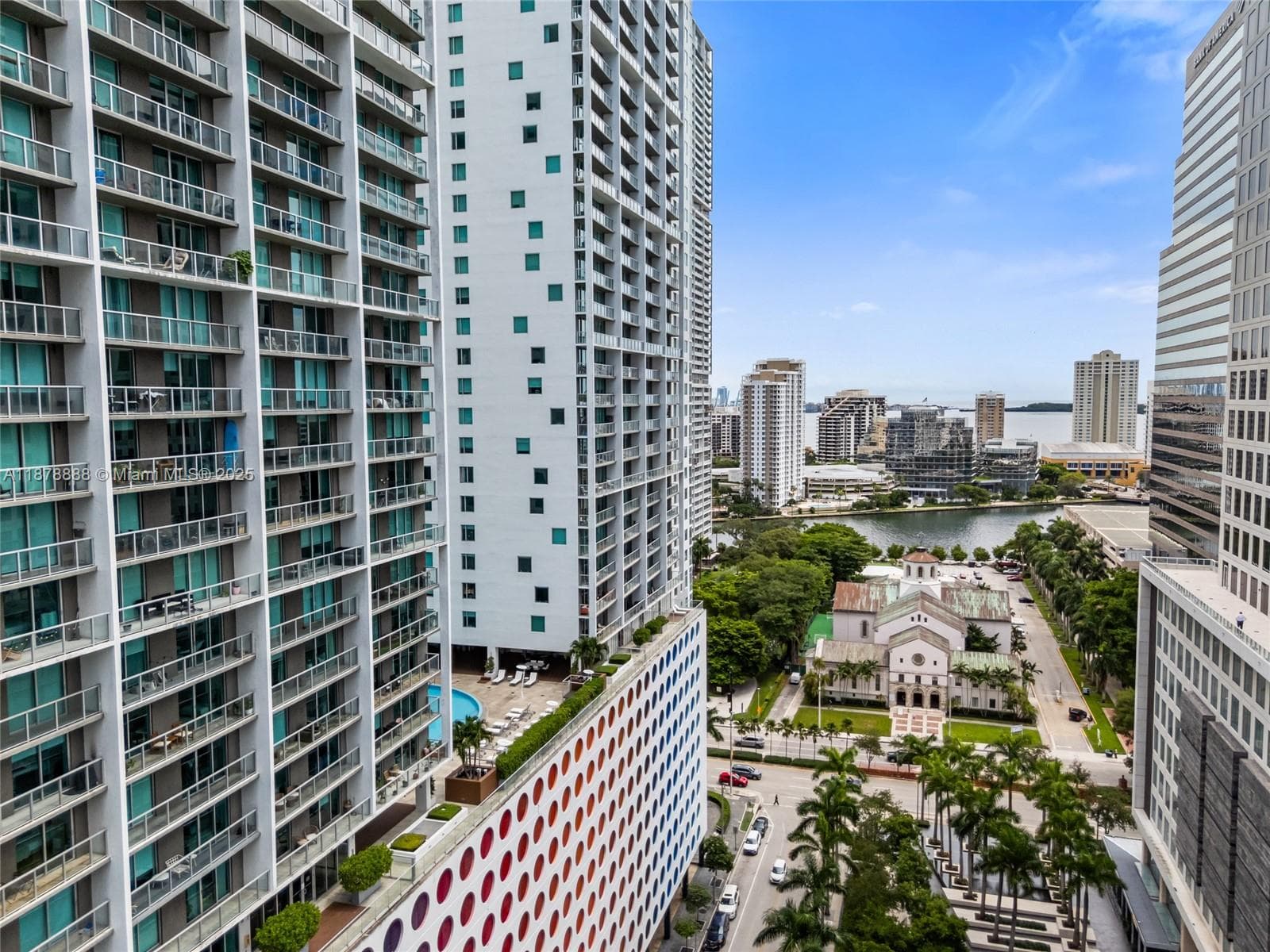 55 SE 6th St # 1908, Miami FL 33131 — 13