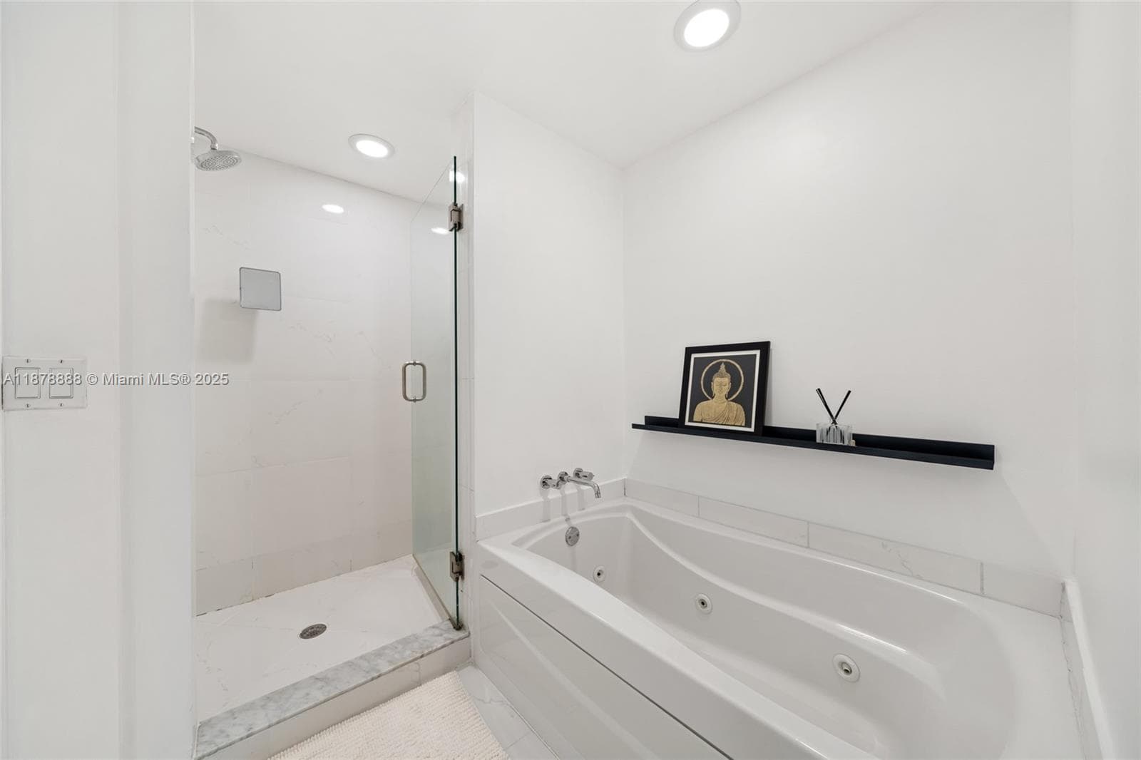 55 SE 6th St # 1908, Miami FL 33131 — 26