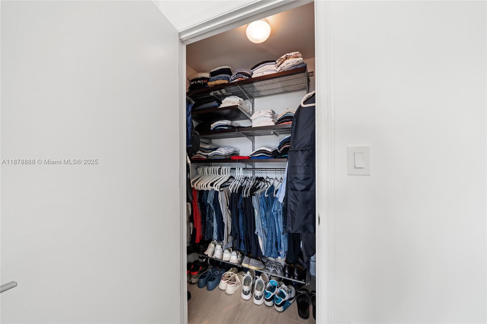 55 SE 6th St # 1908, Miami FL 33131 — 31
