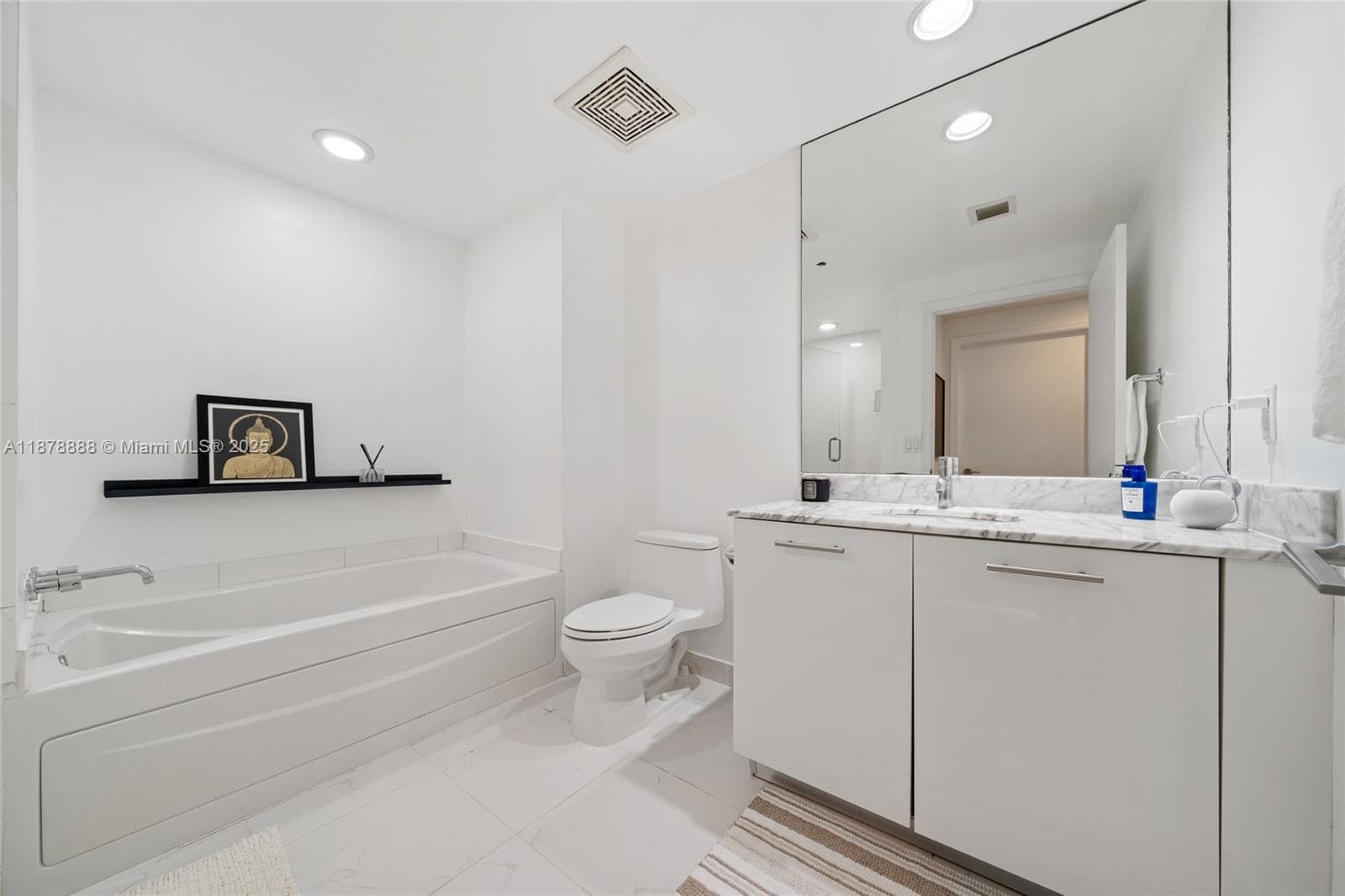 55 SE 6th St # 1908, Miami FL 33131 — 25