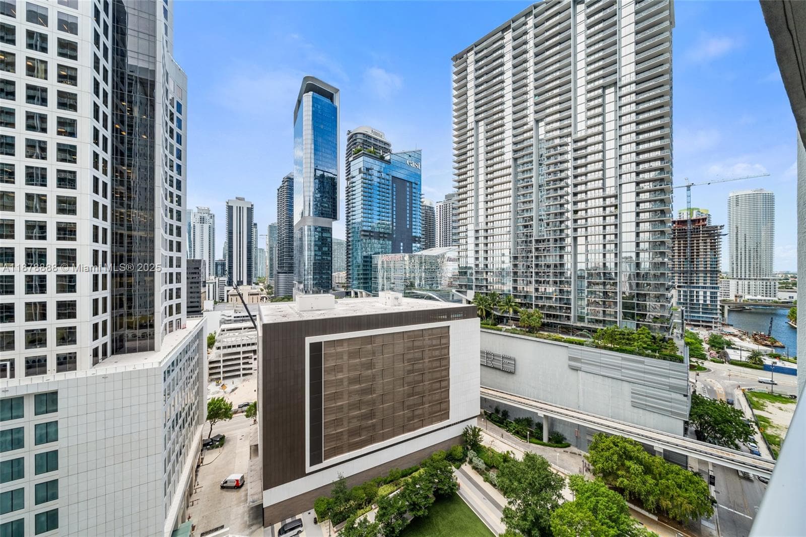 55 SE 6th St # 1908, Miami FL 33131 — 21
