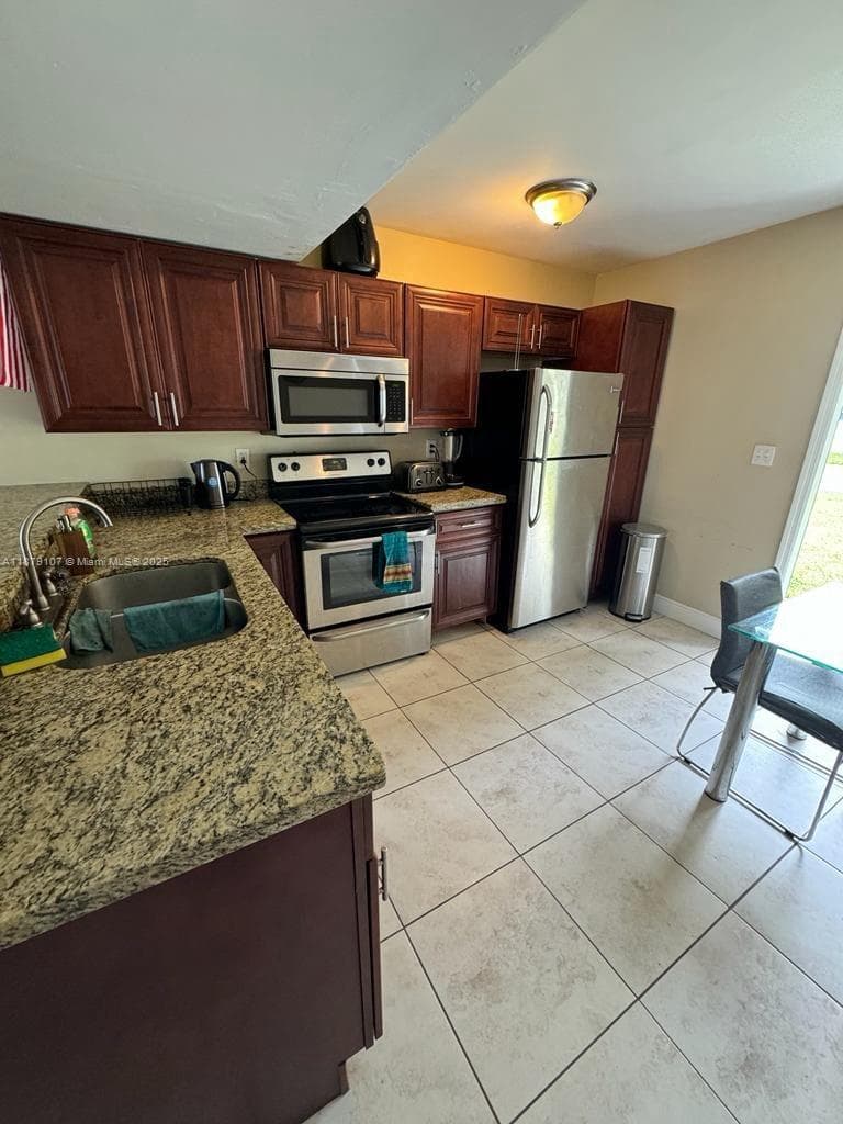 483 NW 19th St # 362, Miami FL 33136 — 9