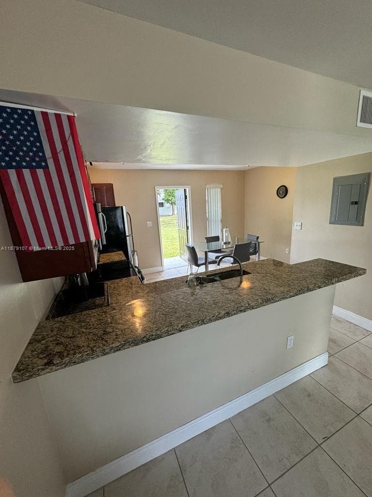 483 NW 19th St # 362, Miami FL 33136 — 8