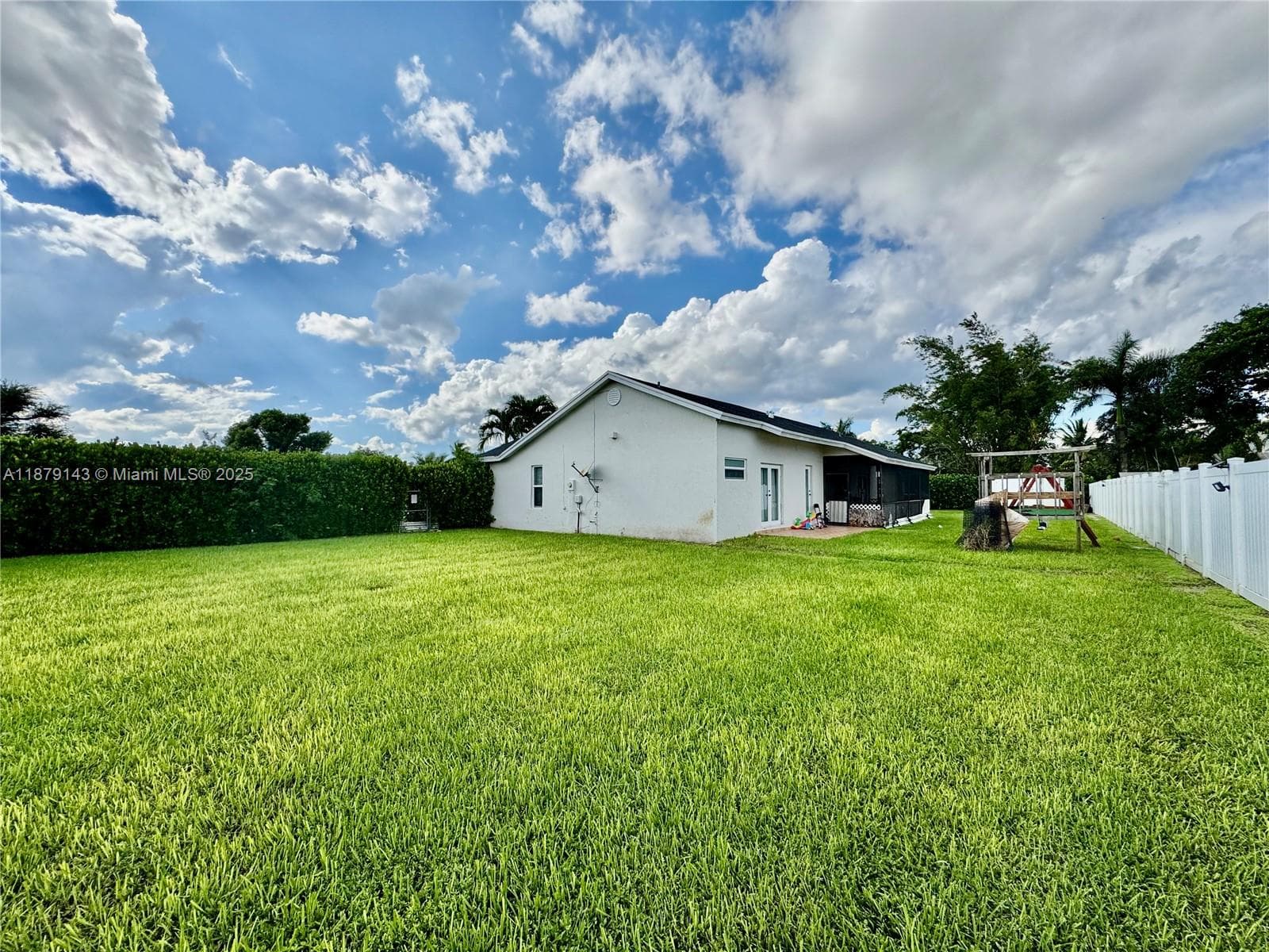 1635 NW 15th Ter, Homestead FL 33030 — 23