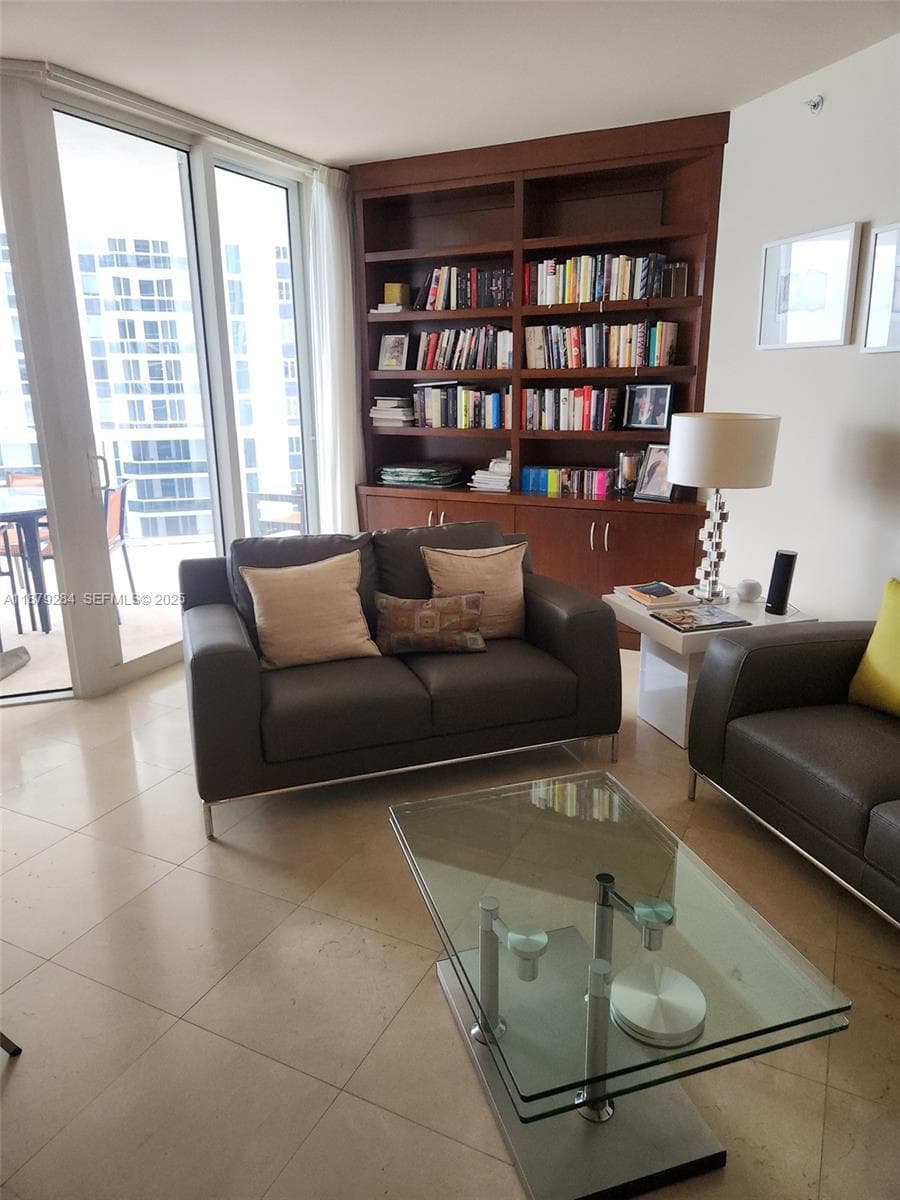 4779 Collins Ave, Miami Beach FL 33140 — 14