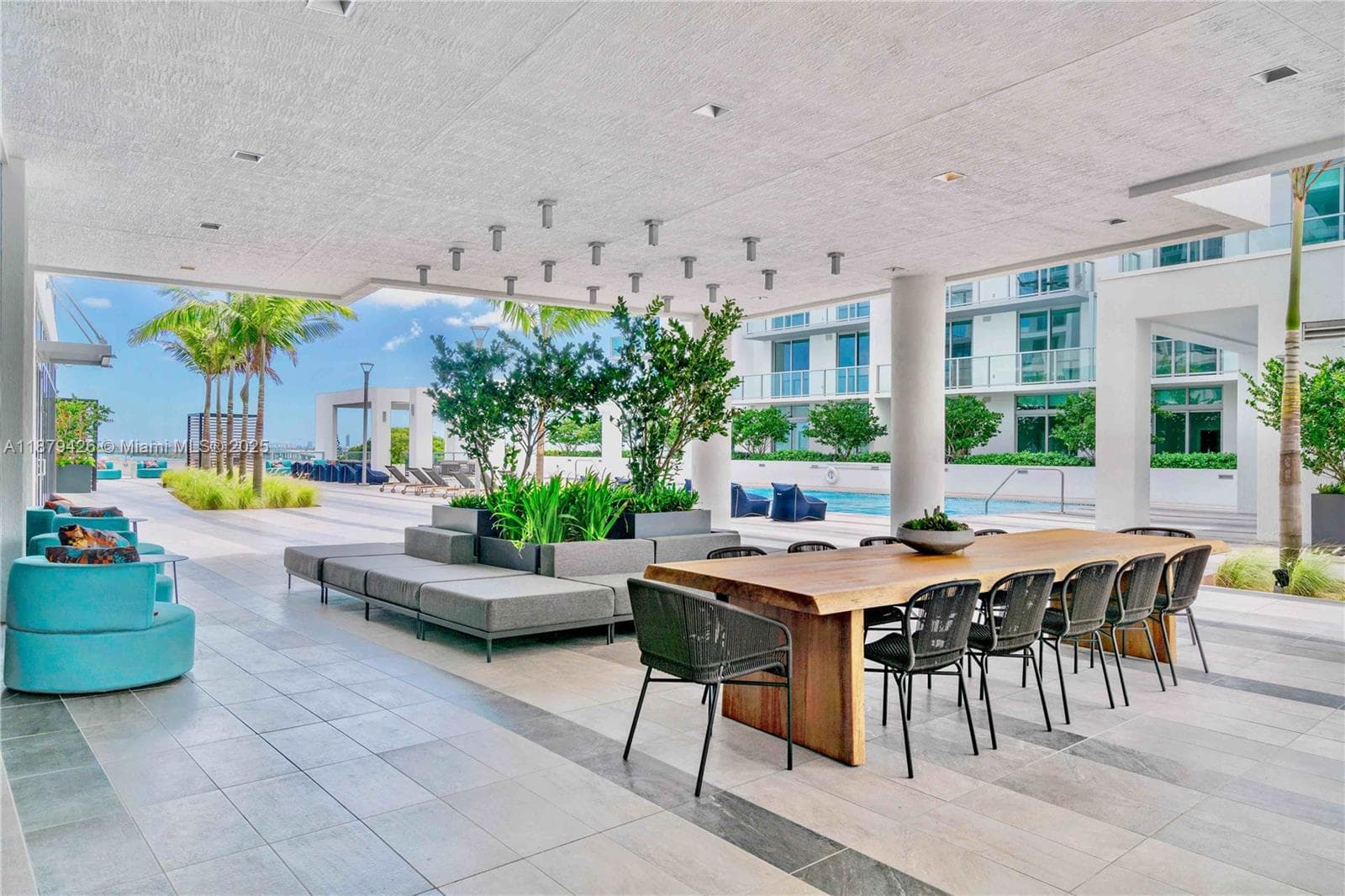 3900 Biscayne Blvd # 804, Miami FL 33137 — 24