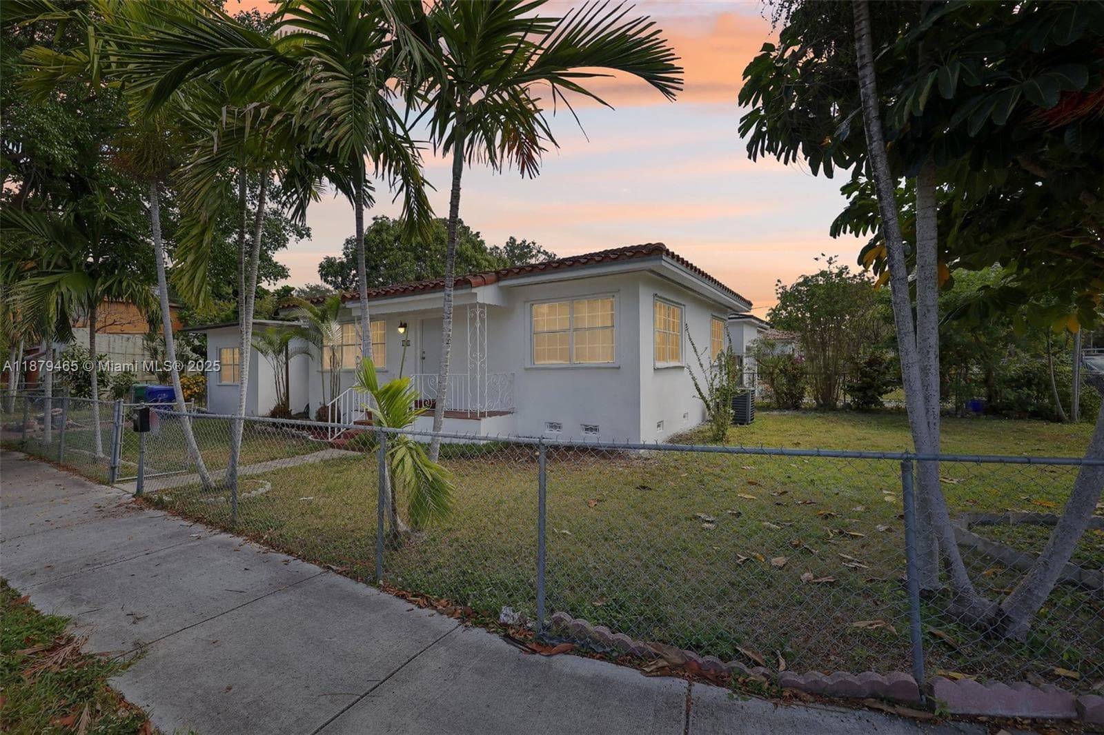 1121 SW 36th Ave, Miami FL 33135 — 6