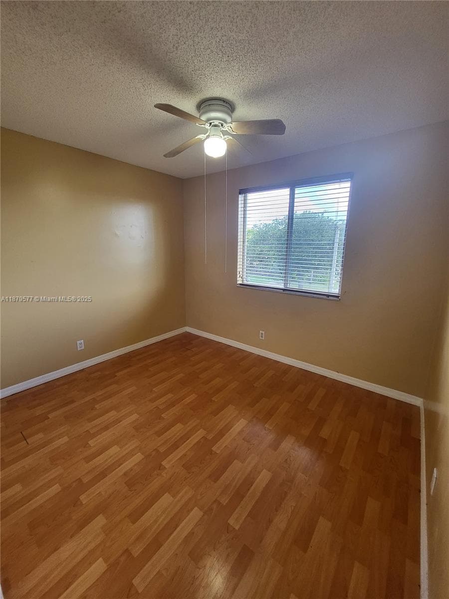 820 NE 212th Ter # 6, Miami FL 33179 — 28