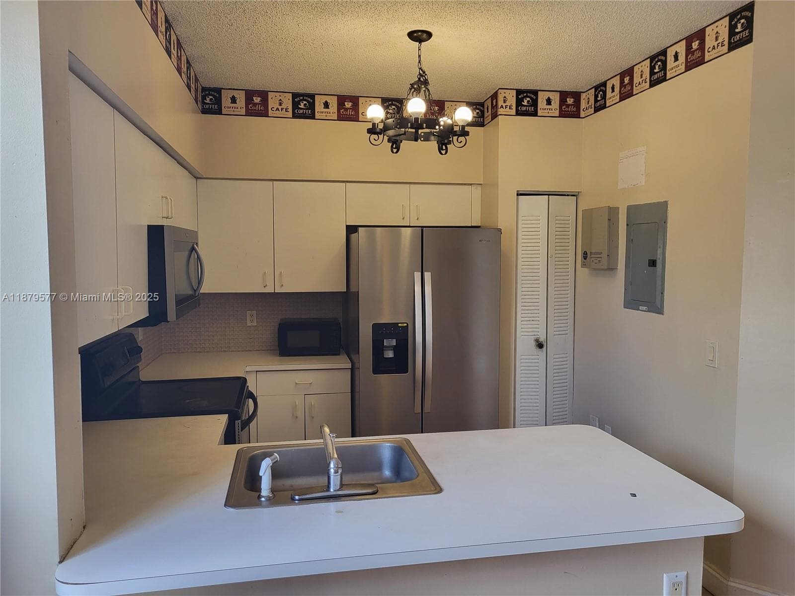 820 NE 212th Ter # 6, Miami FL 33179 — 19