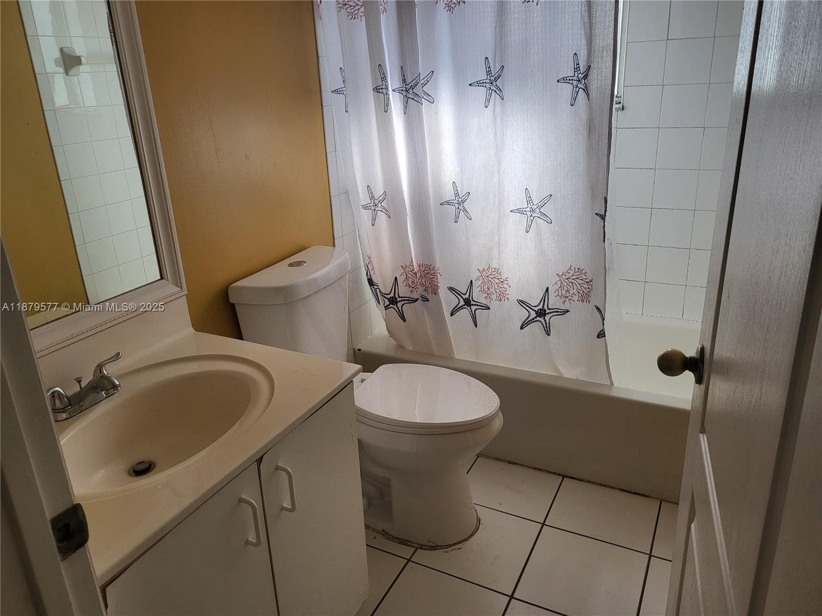 820 NE 212th Ter # 6, Miami FL 33179 — 40