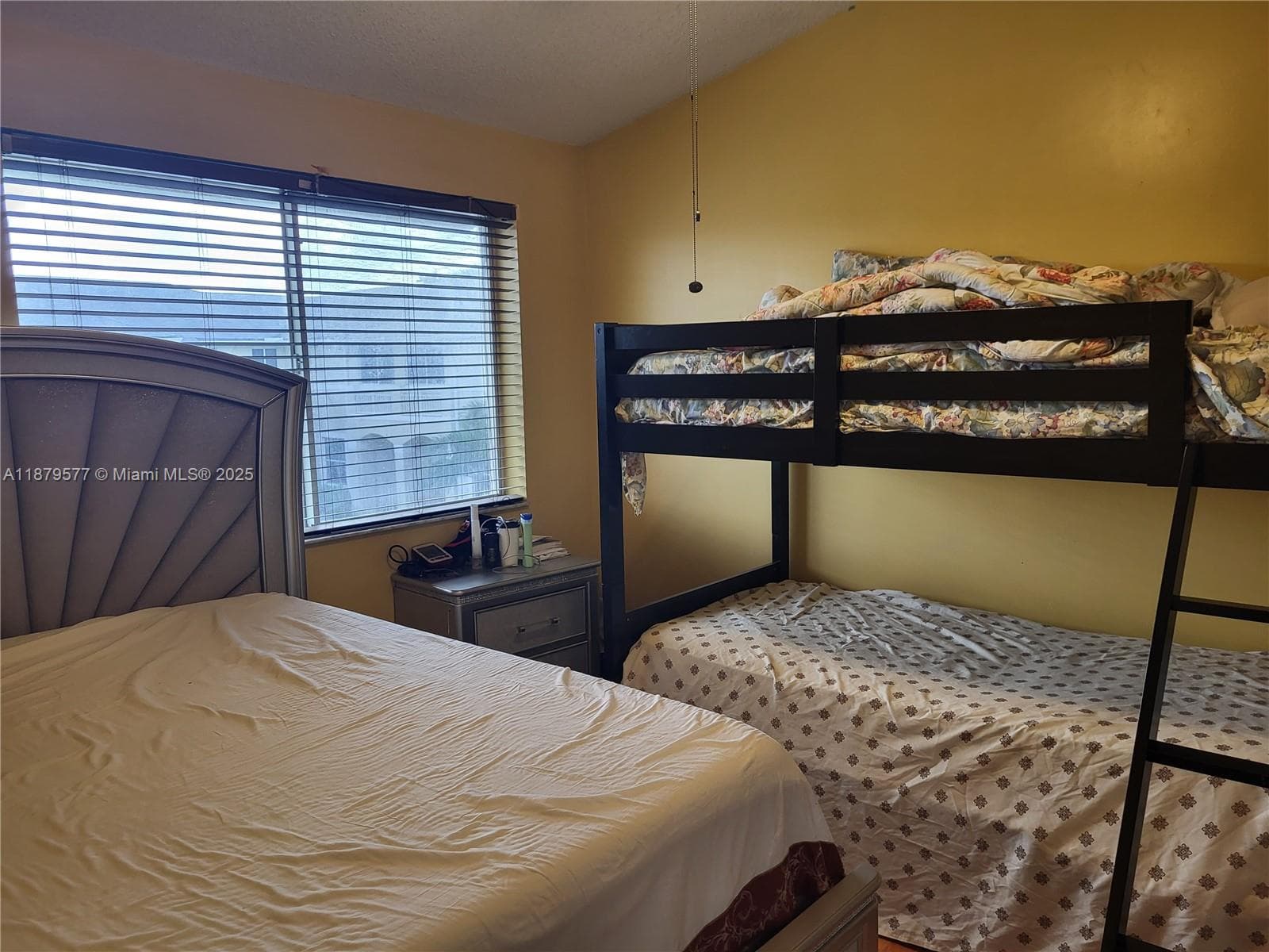 820 NE 212th Ter # 6, Miami FL 33179 — 25