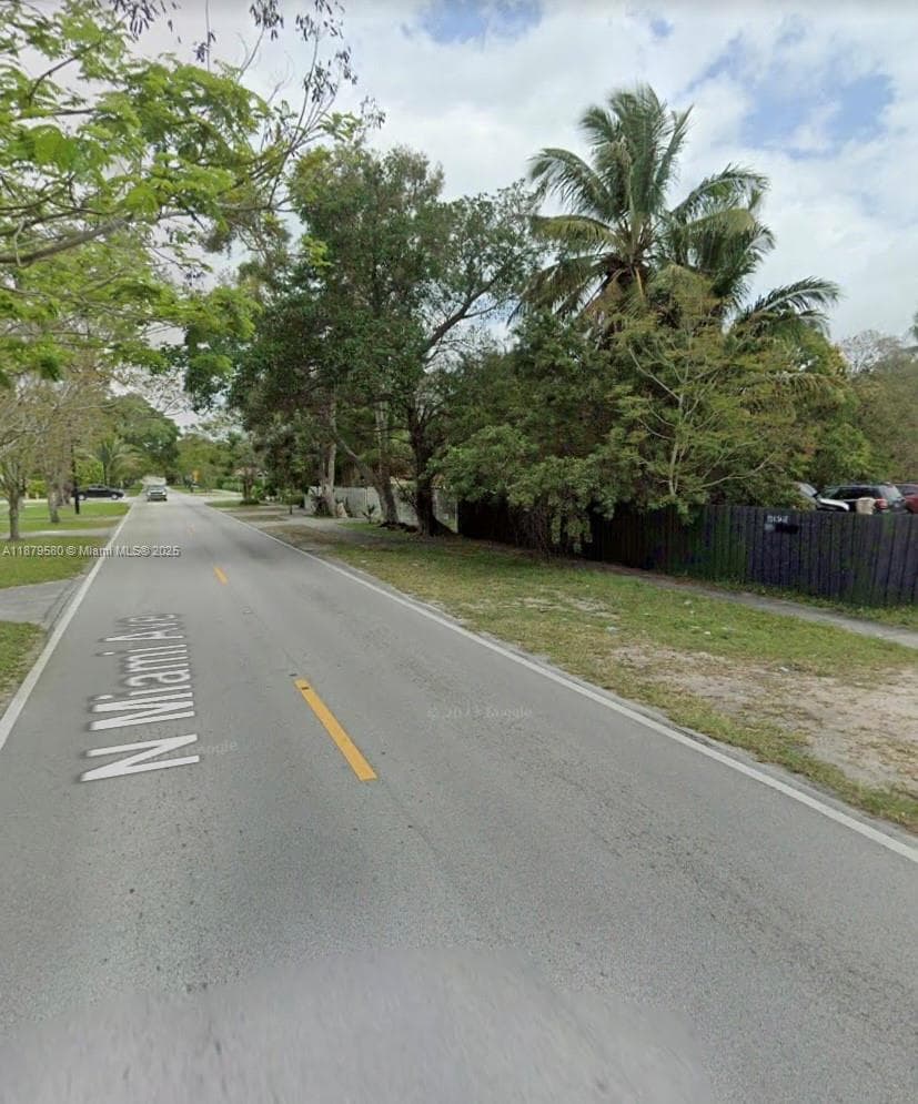 15505 N Miami Ave, Miami FL 33169 — 4