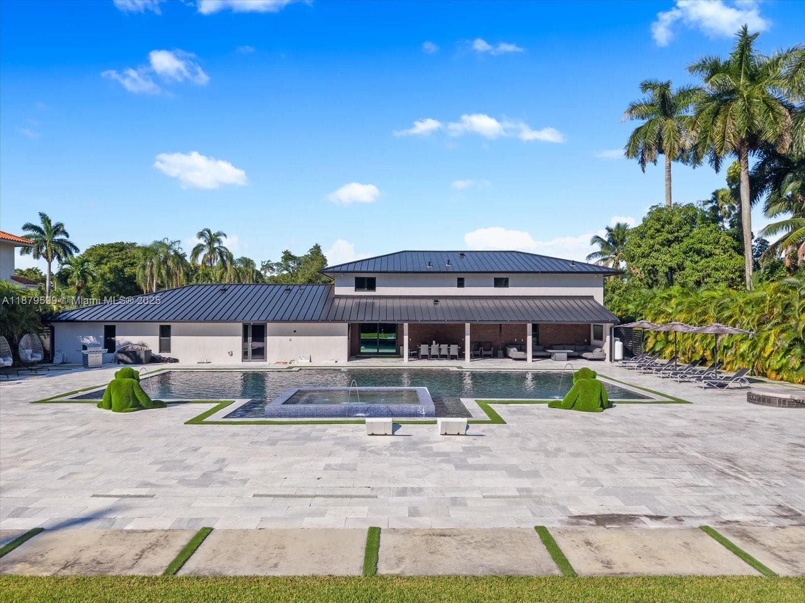 280 NE 156th St, Miami FL 33162 — 4