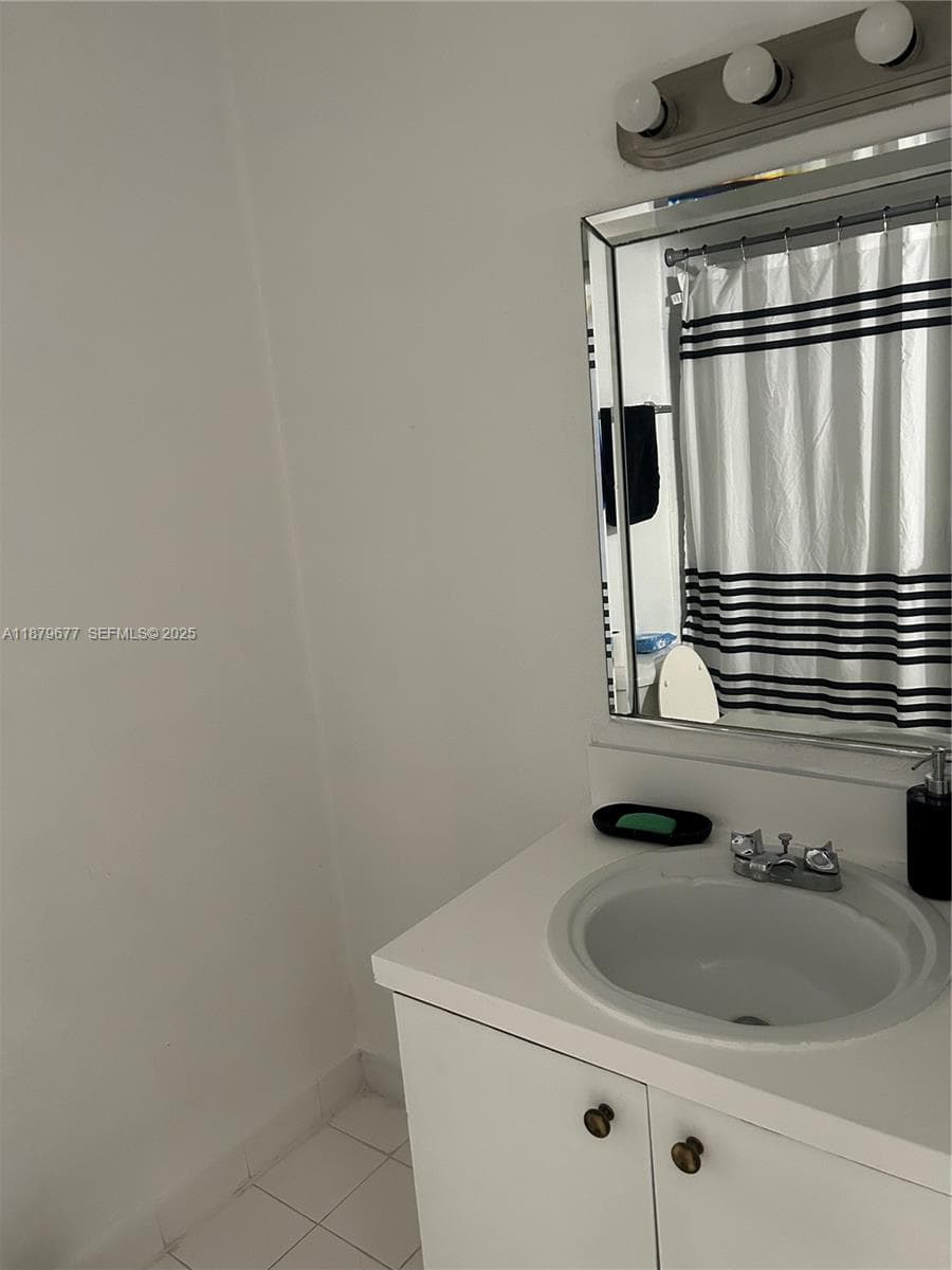 17901 NW 68th Ave # R209, Hialeah FL 33015 — 13