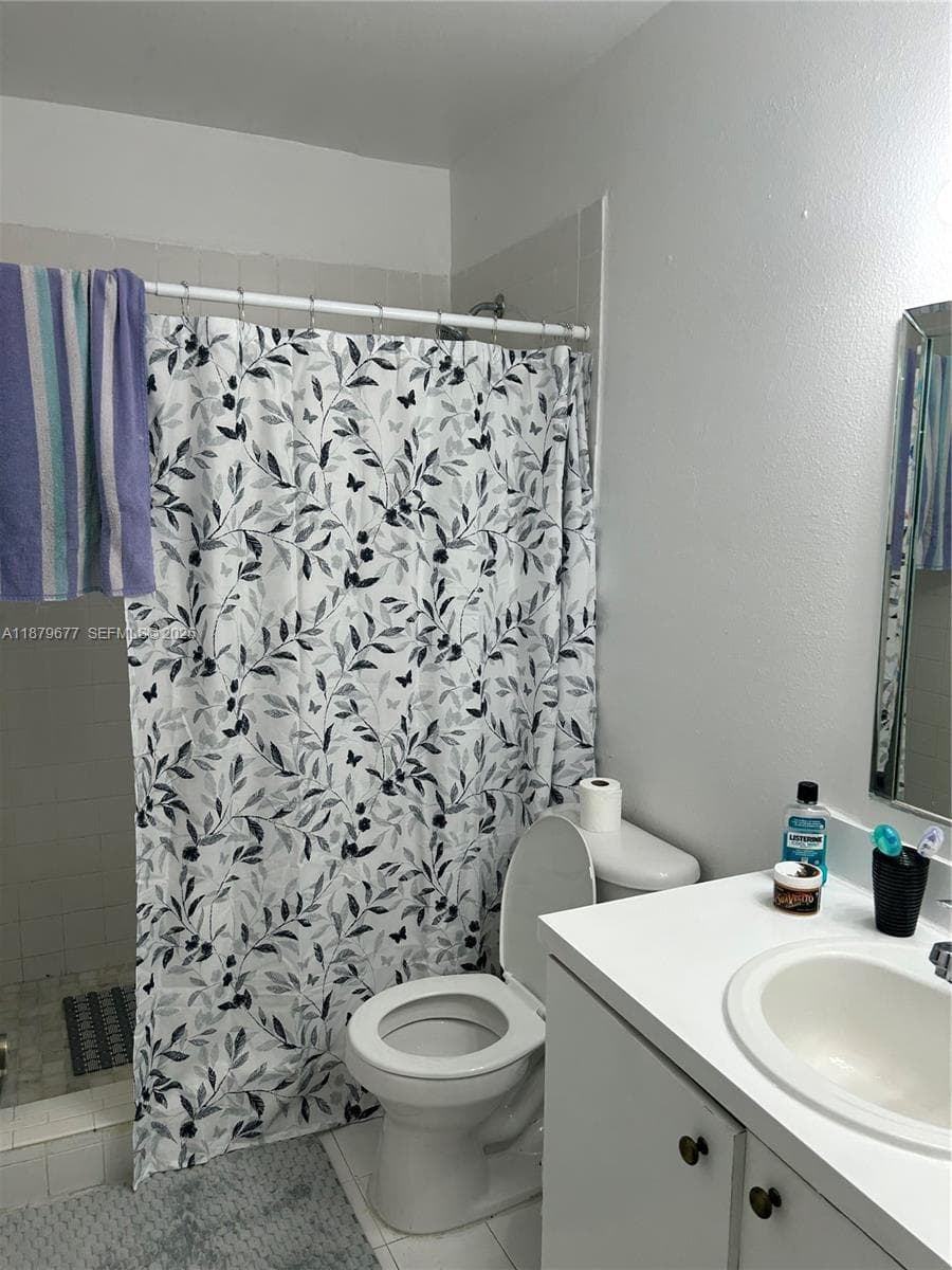 17901 NW 68th Ave # R209, Hialeah FL 33015 — 16