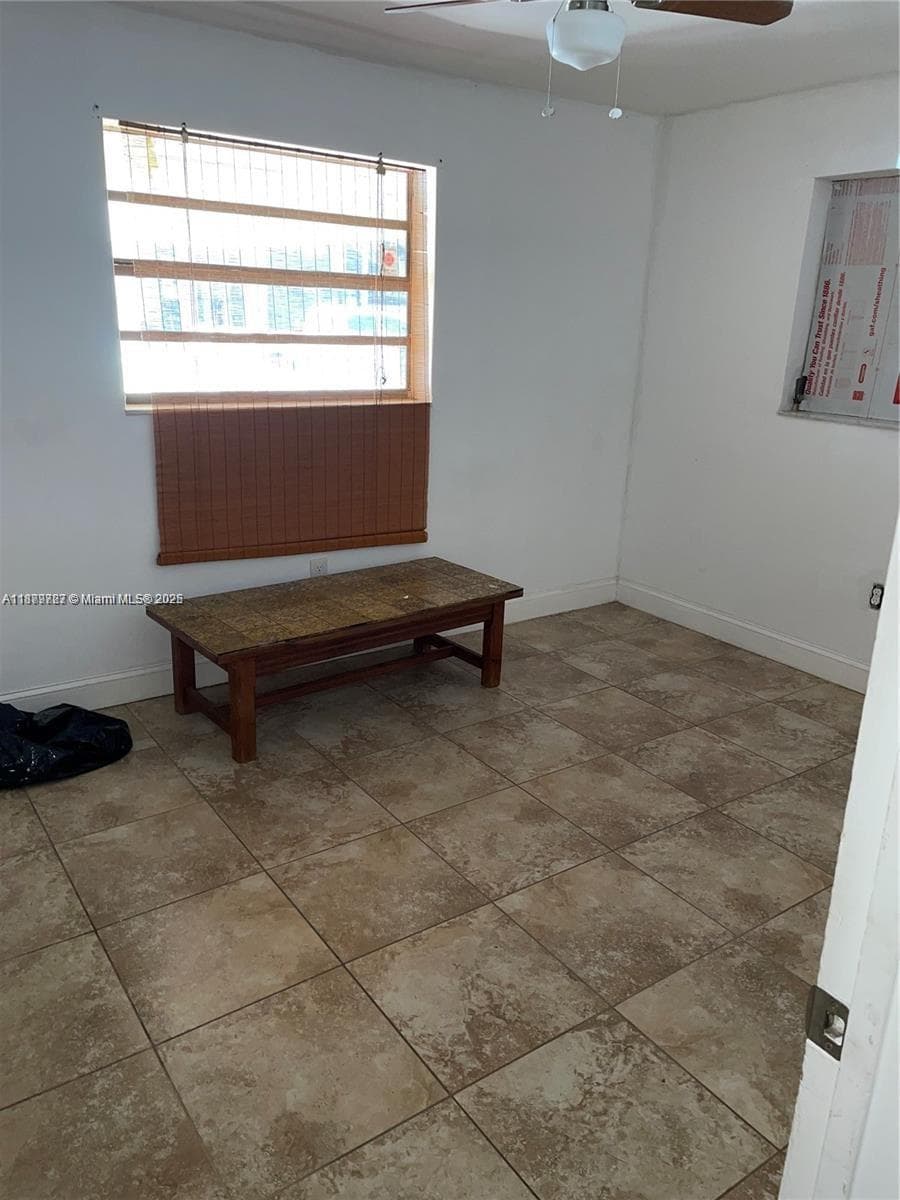 2755 NE 207th St, Aventura FL 33180 — 6