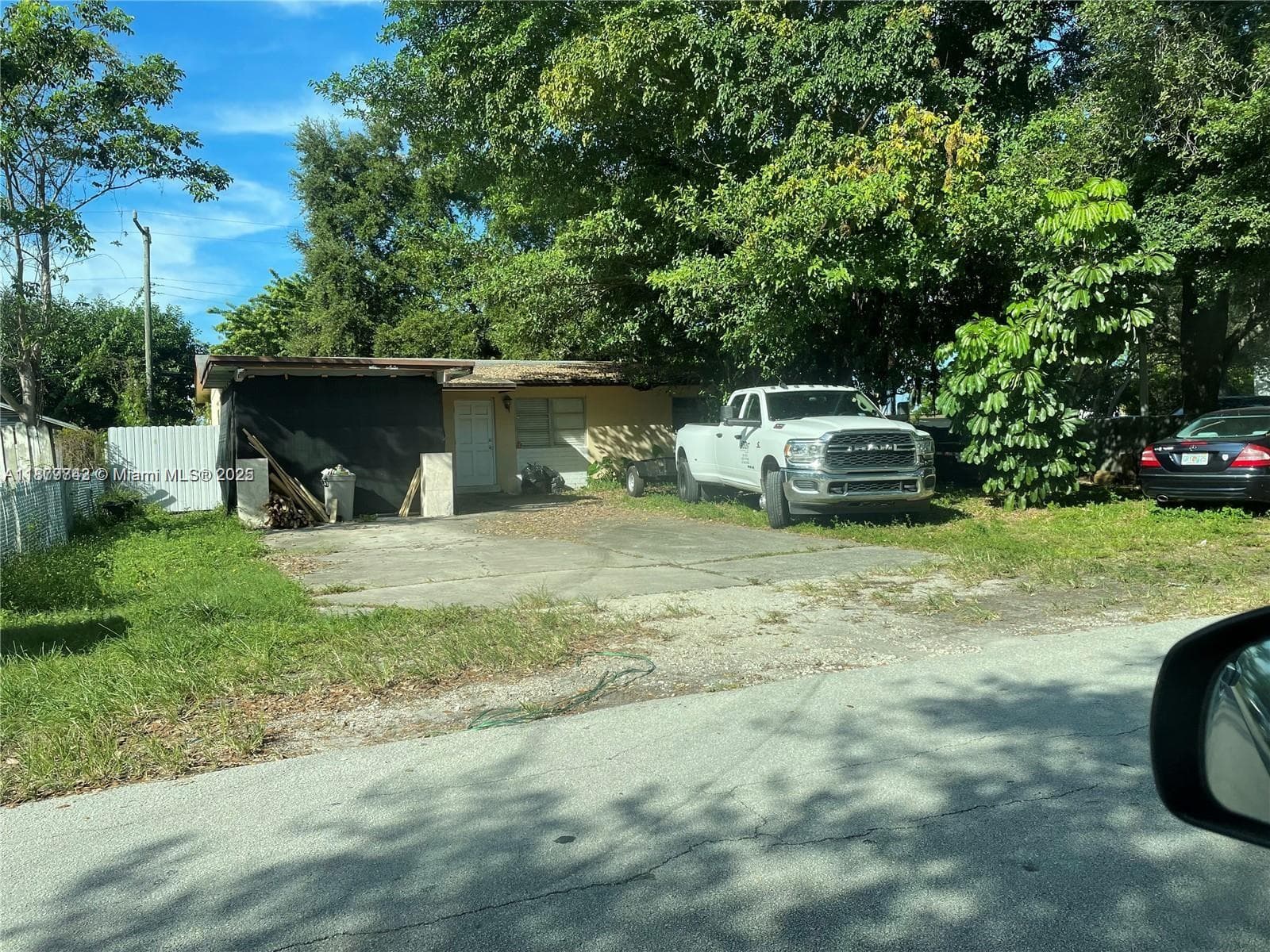 2755 NE 207th St, Aventura FL 33180 — 2