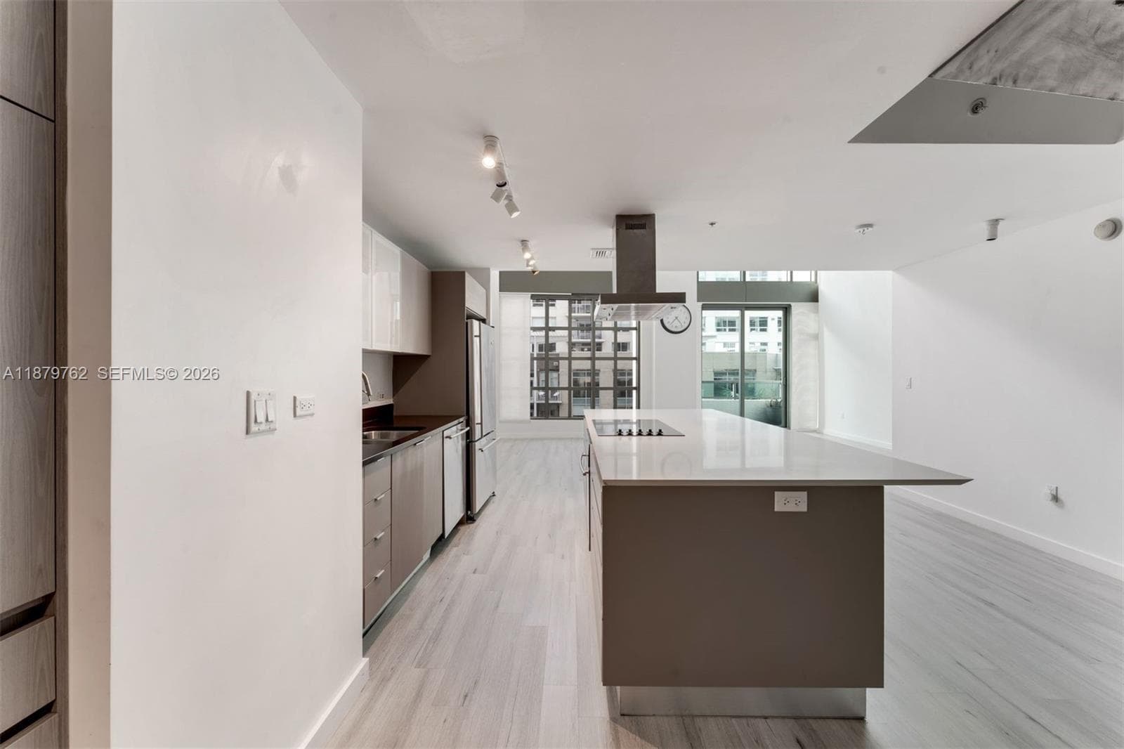 3301 NE 1st Ave # M0501, Miami FL 33137 — 52