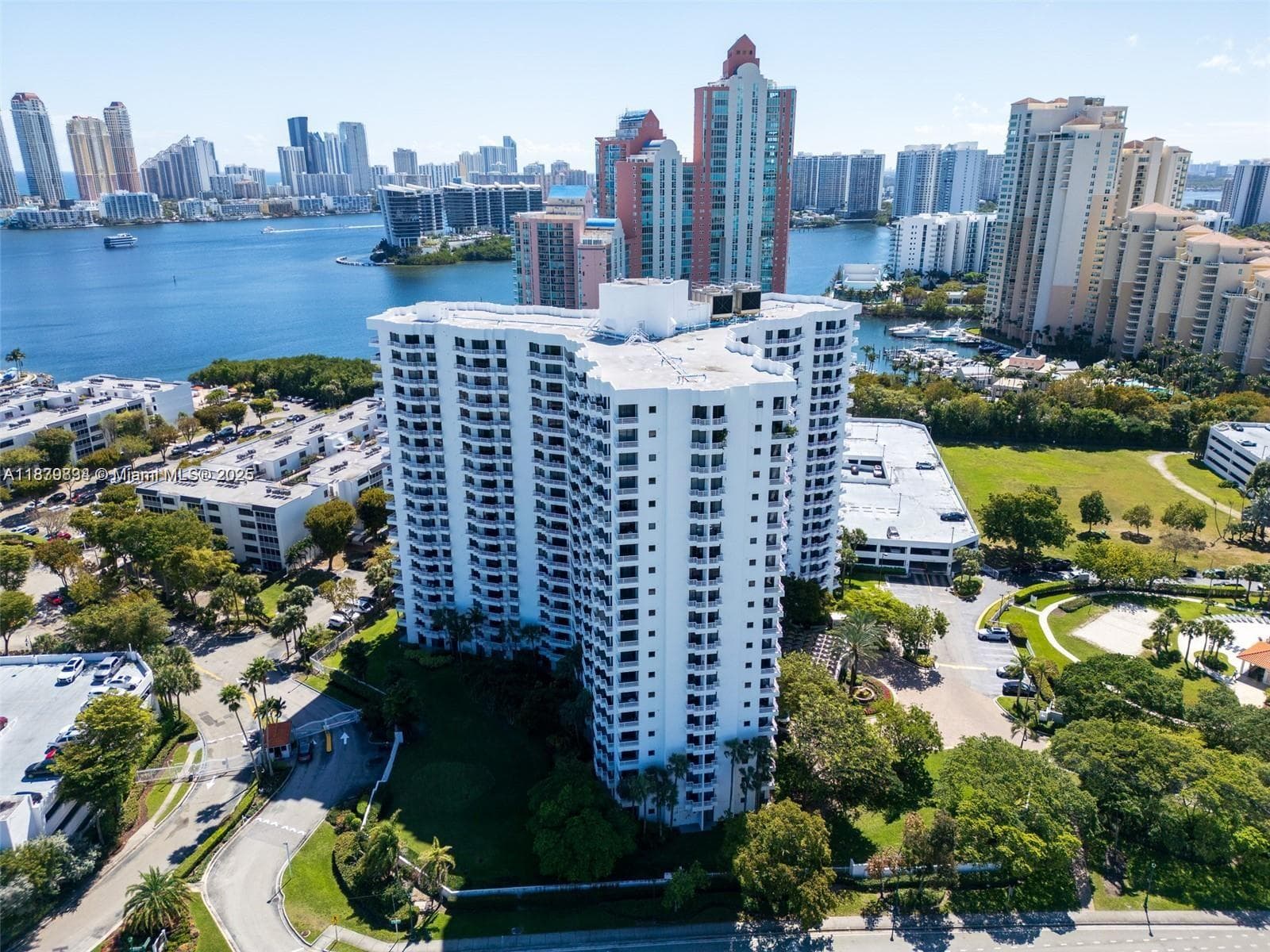 3300 NE 191st St, Aventura FL 33180 — 18