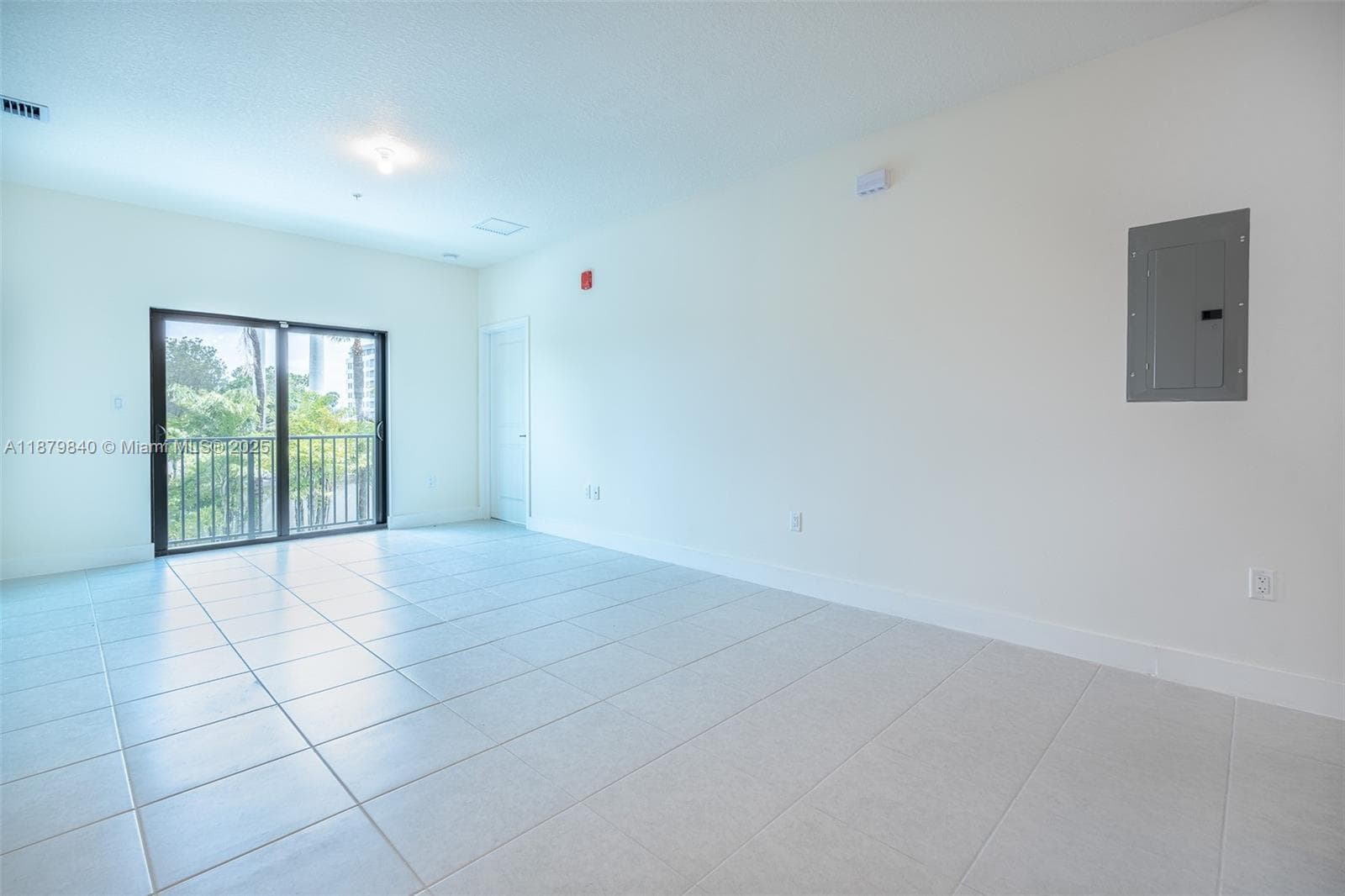 8001 NW 41st St # 208, Doral FL 33166 — 6