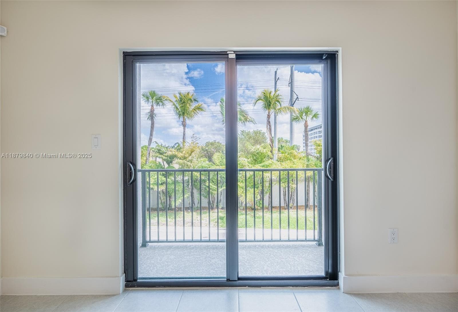 8001 NW 41st St # 208, Doral FL 33166 — 3