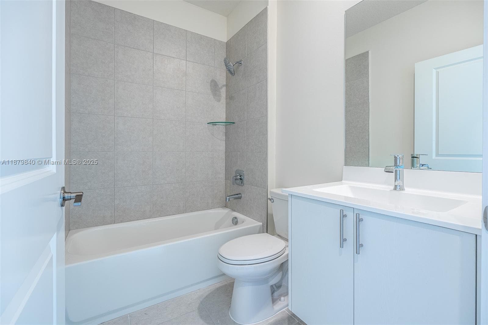 8001 NW 41st St # 208, Doral FL 33166 — 14